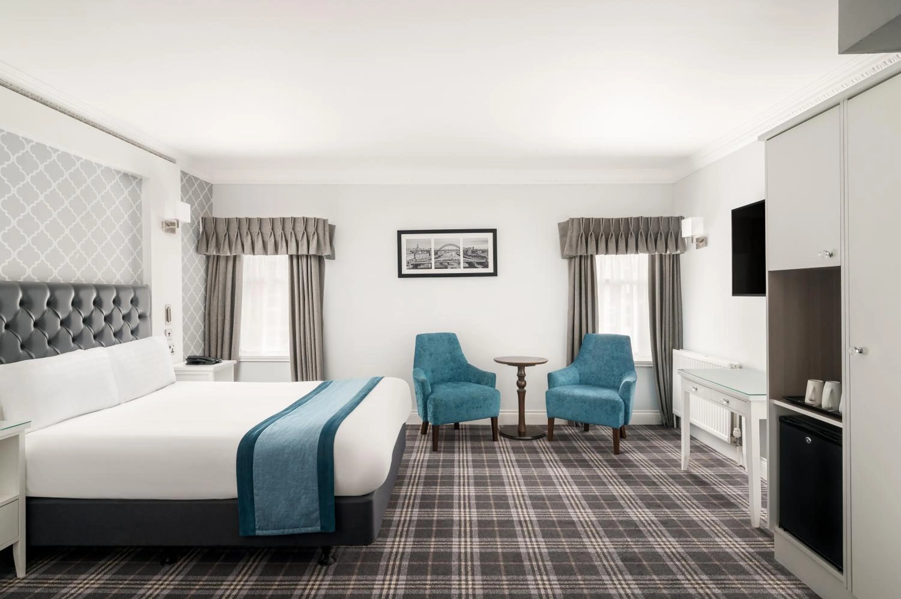 Bedroom, Bed in Cairn Hotel Newcastle Jesmond - Part of the Cairn Collection