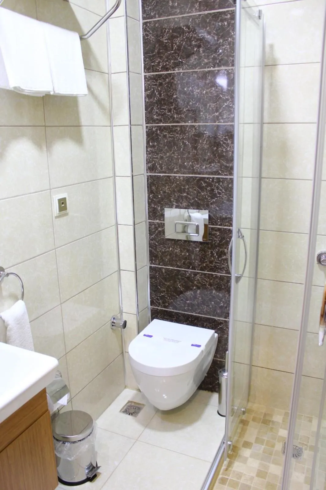 Toilet in Melidium Hotel