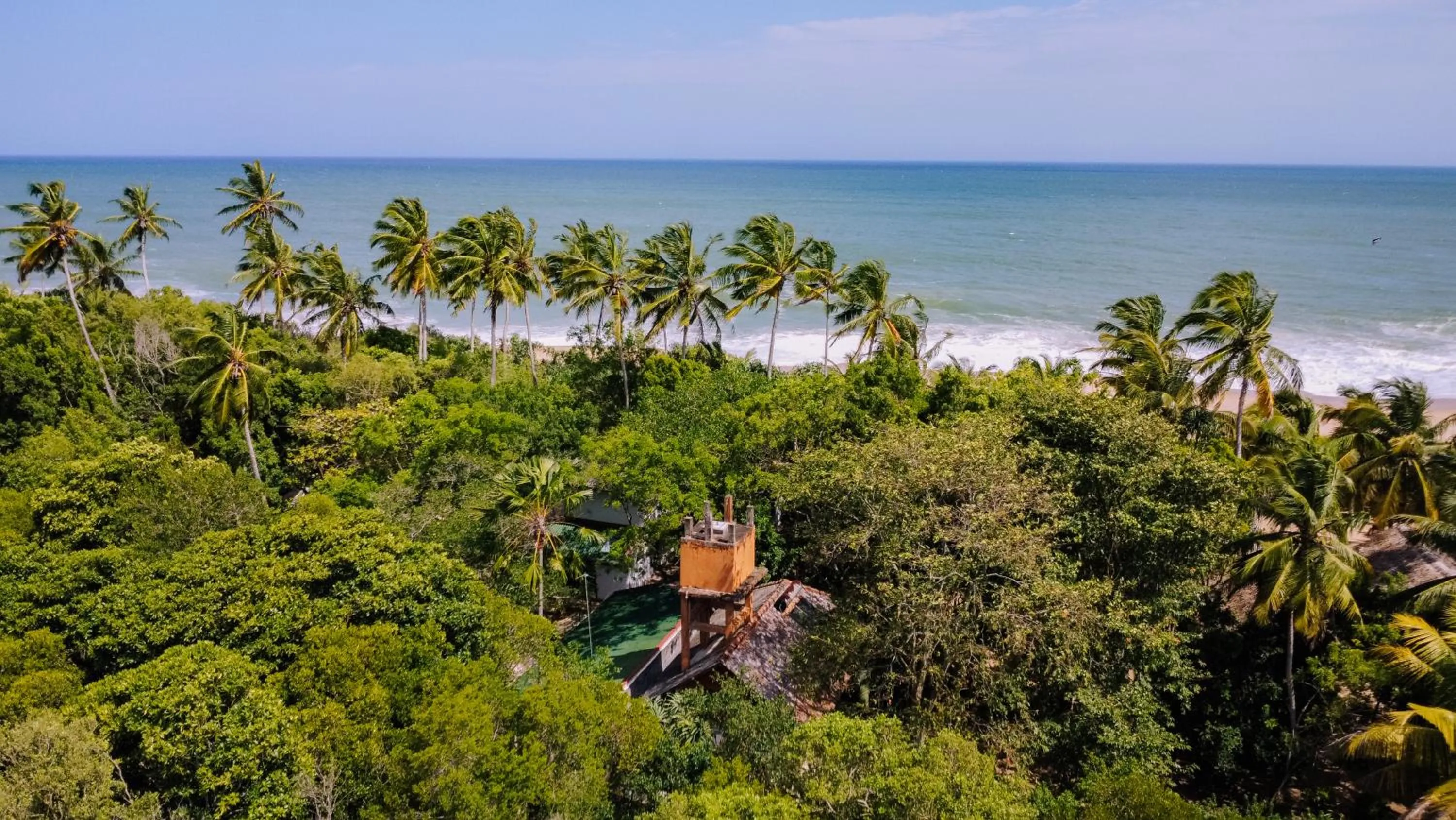 Beach in The Waves Beach Chalets