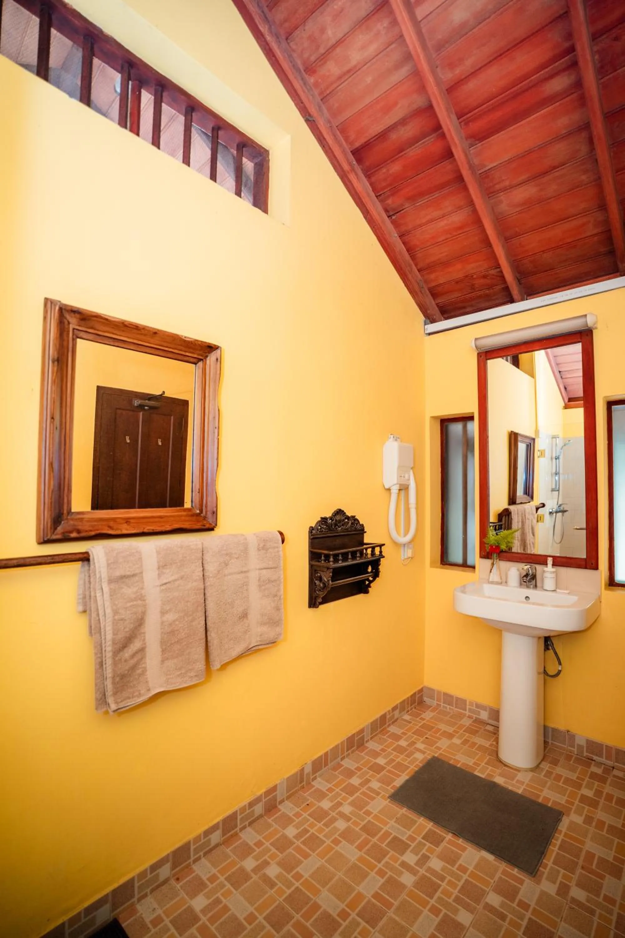 Bathroom in The Waves Beach Chalets