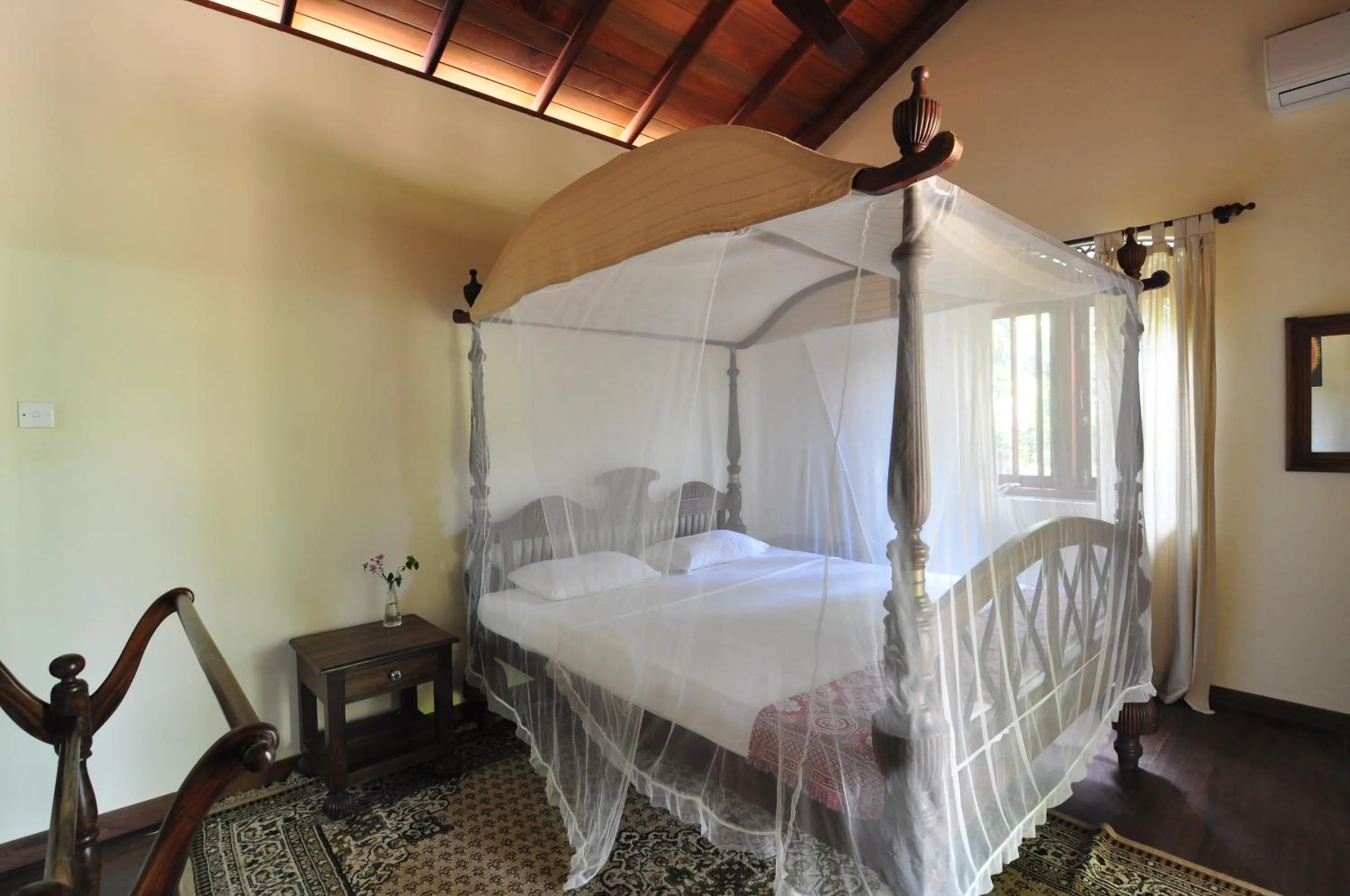 Bedroom, Bed in The Waves Beach Chalets