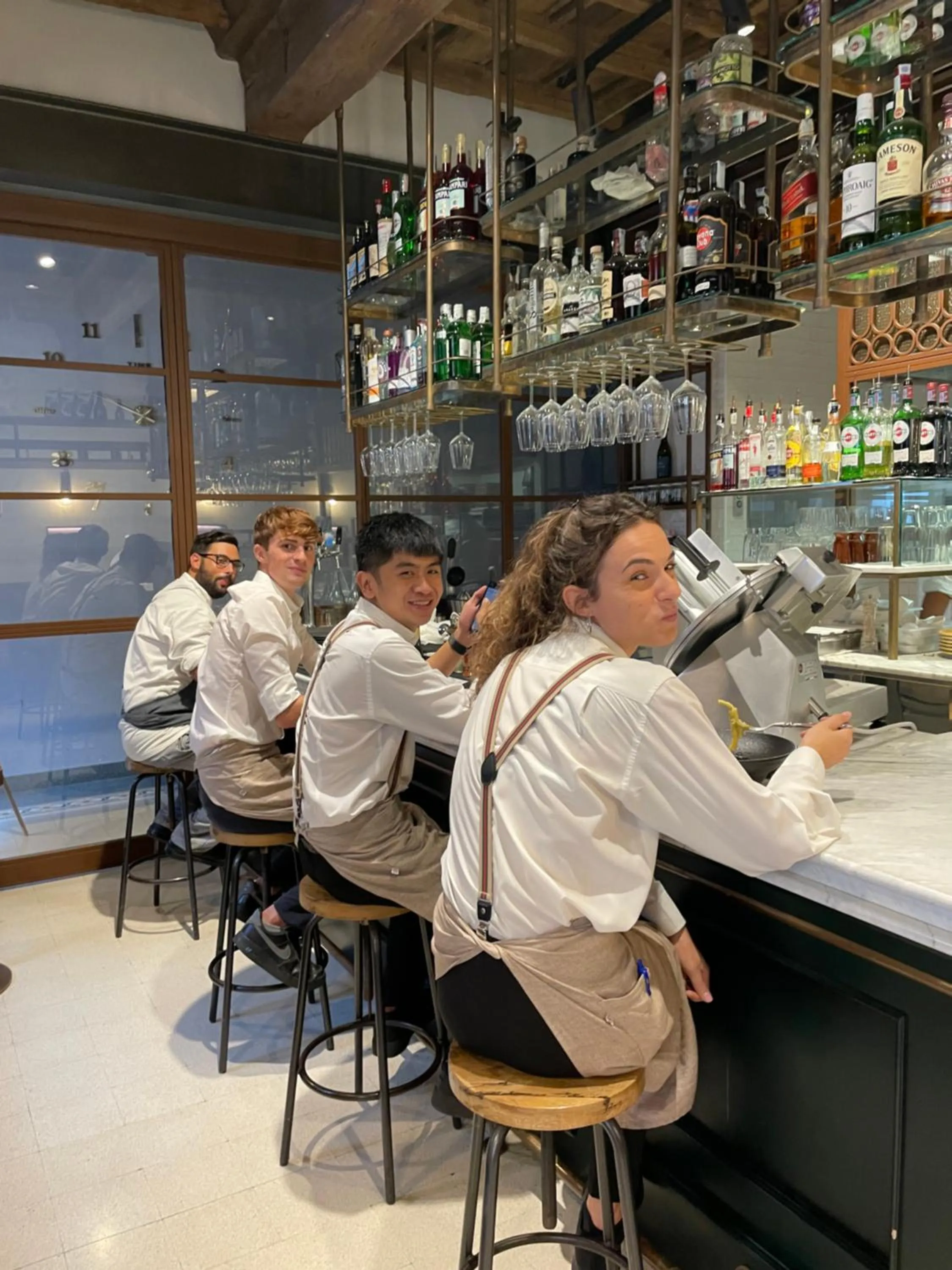 Restaurant/places to eat in Passpartout Boutique Palace