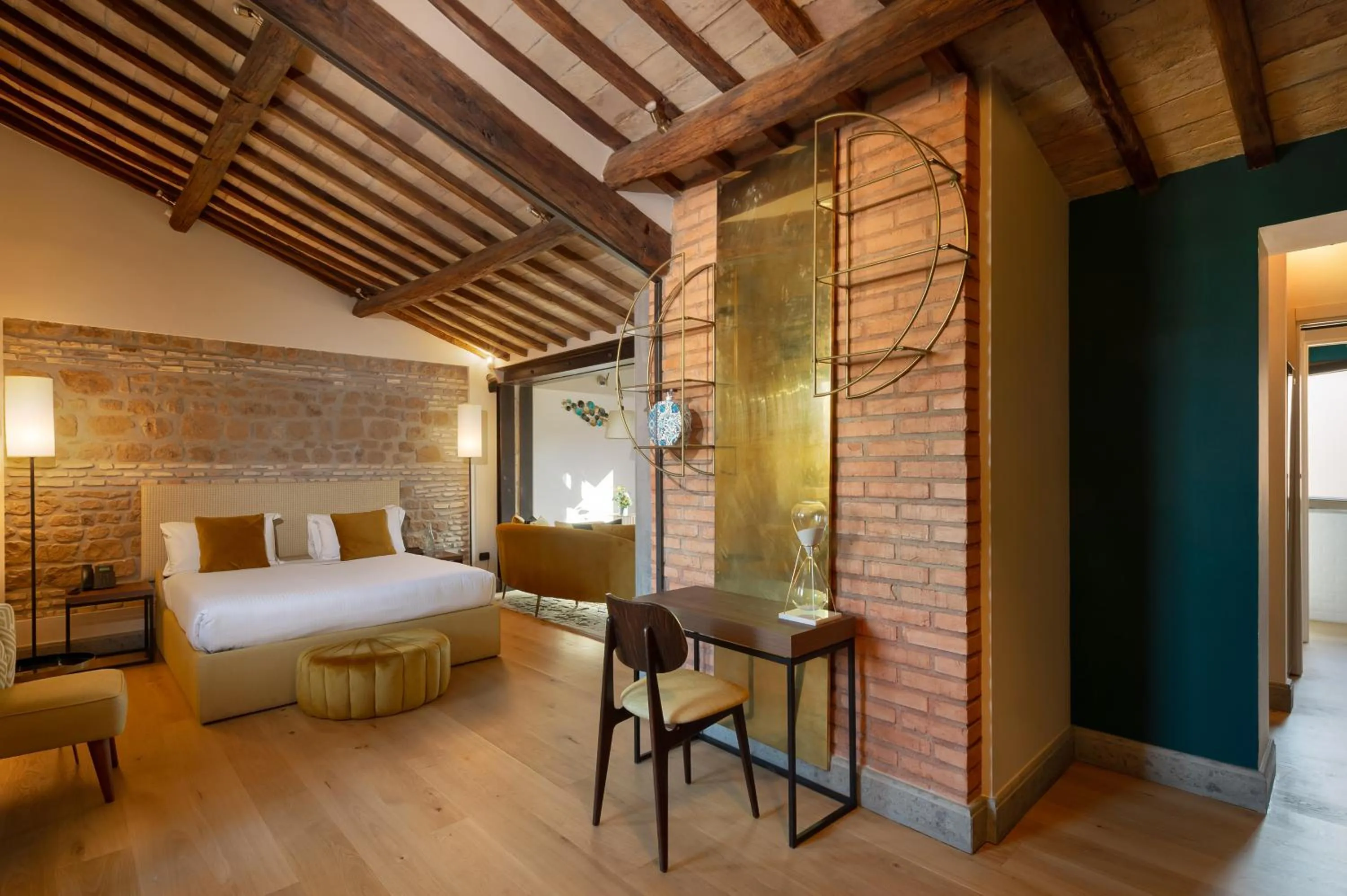 Bed in Passpartout Boutique Palace