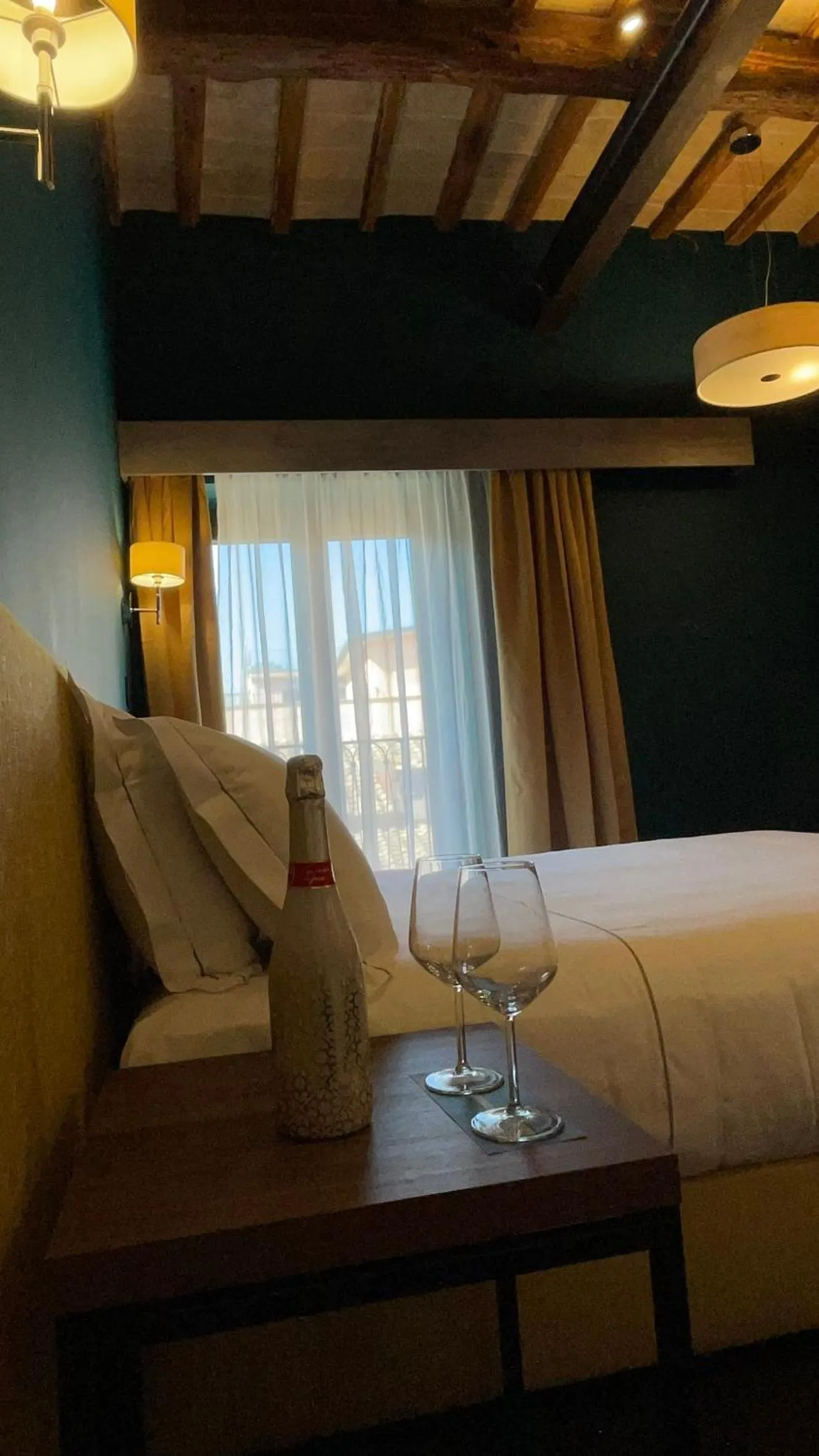 Bed in Passpartout Boutique Palace