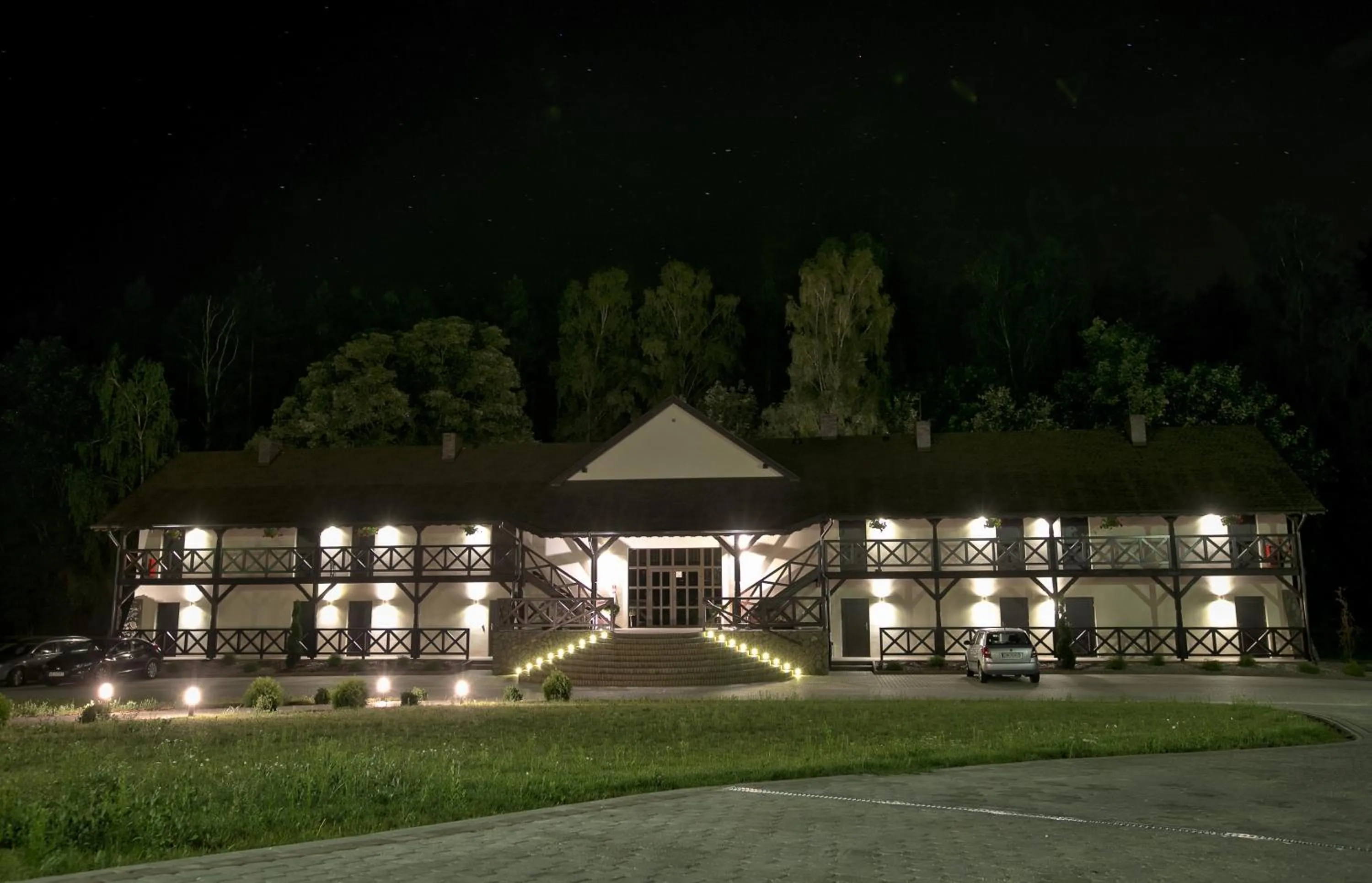 Night in Hotel Cykada