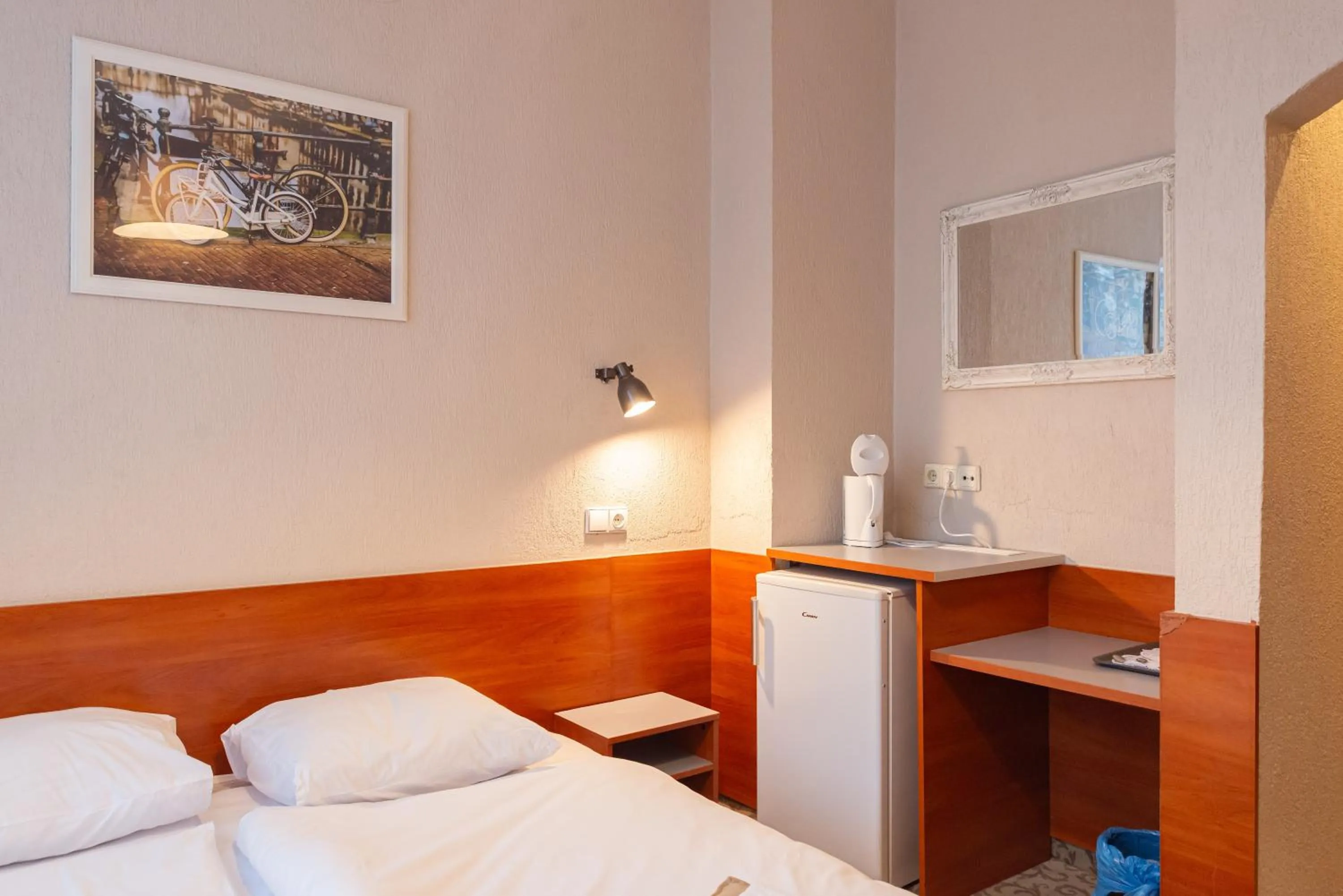 Bed in Inza Guest House