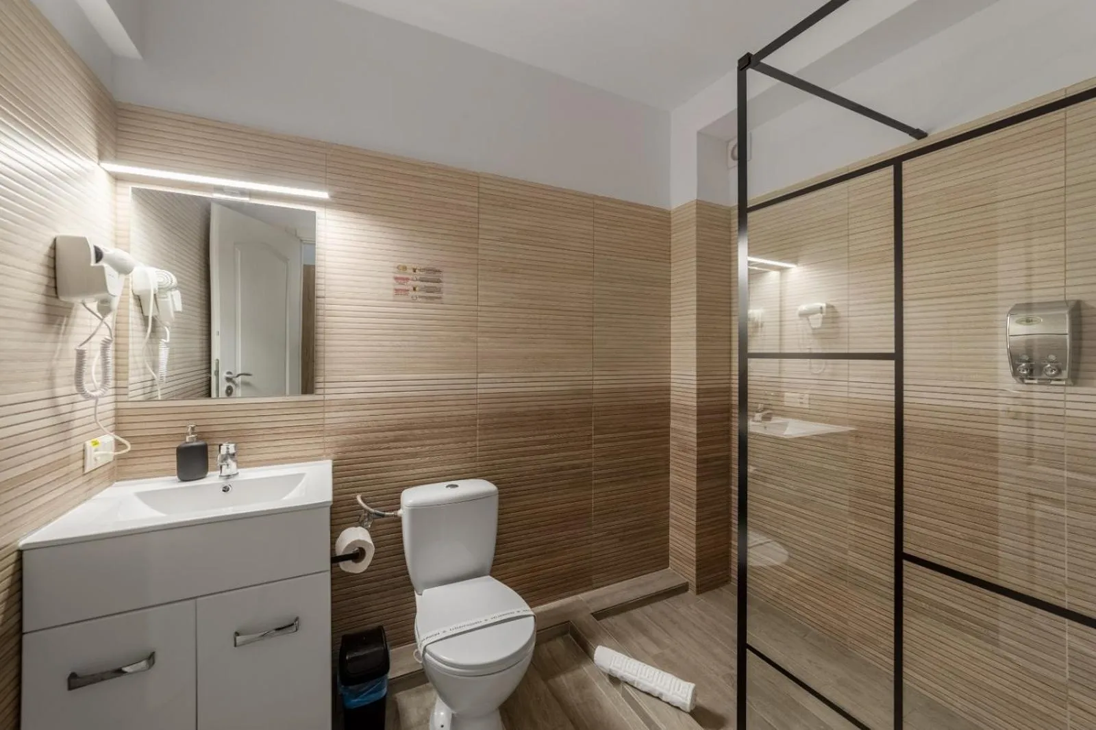 Bathroom in Otopeni Suites by CityBookings