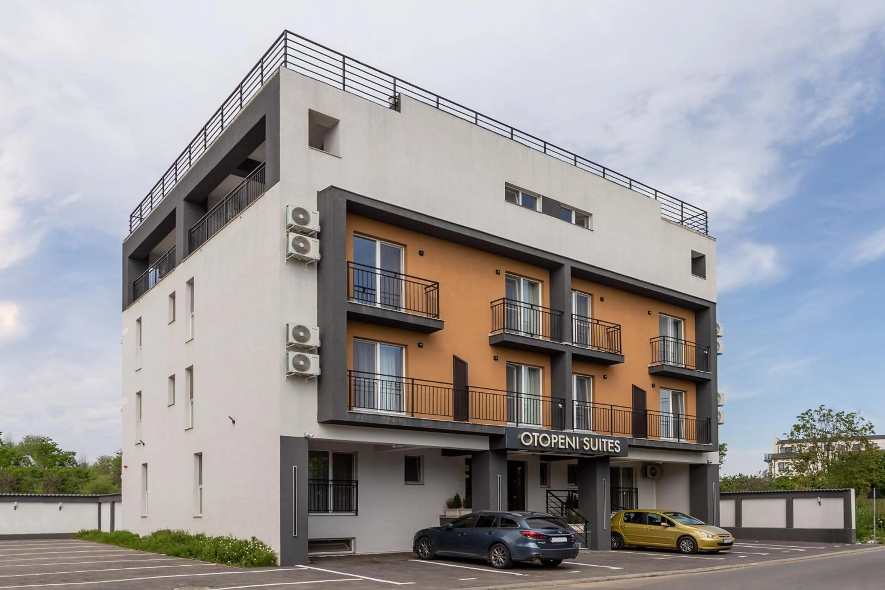 Property building in Otopeni Suites by CityBookings