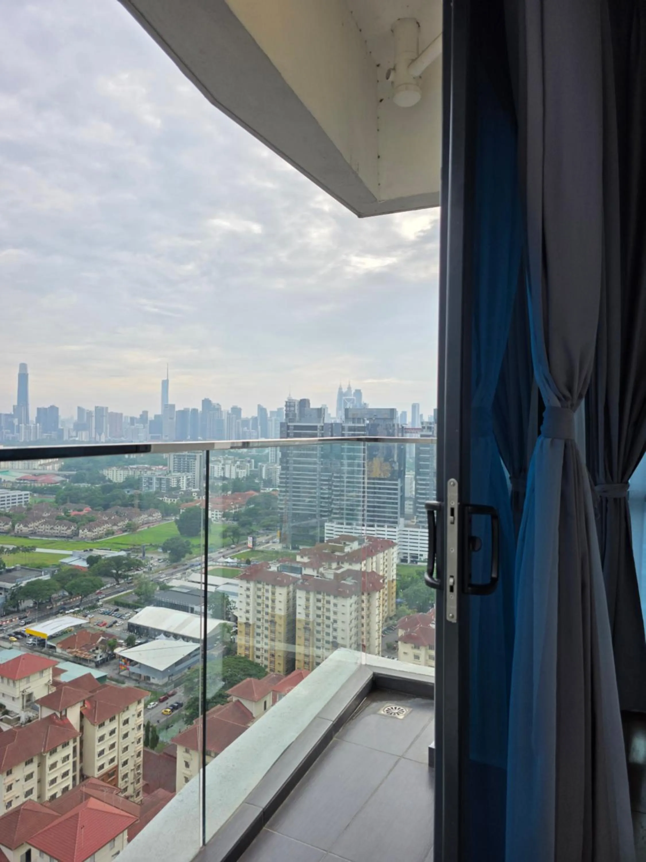 Reizz Residence by Perkasa