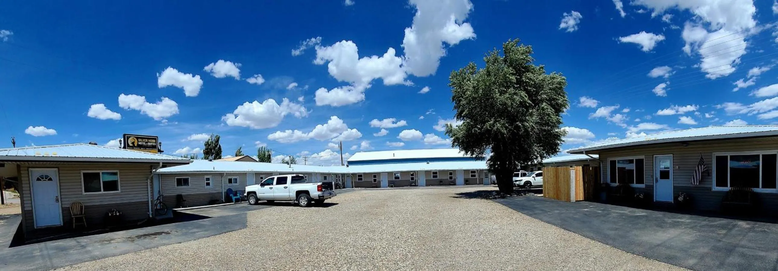 Property building in Snowy Mountain Inn