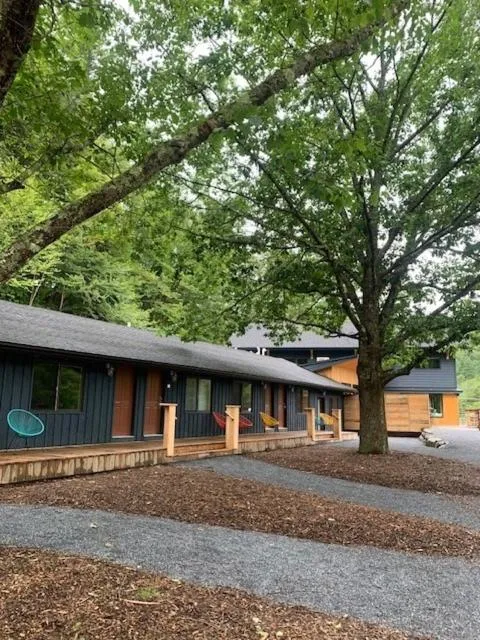 Property building in Madbush Falls