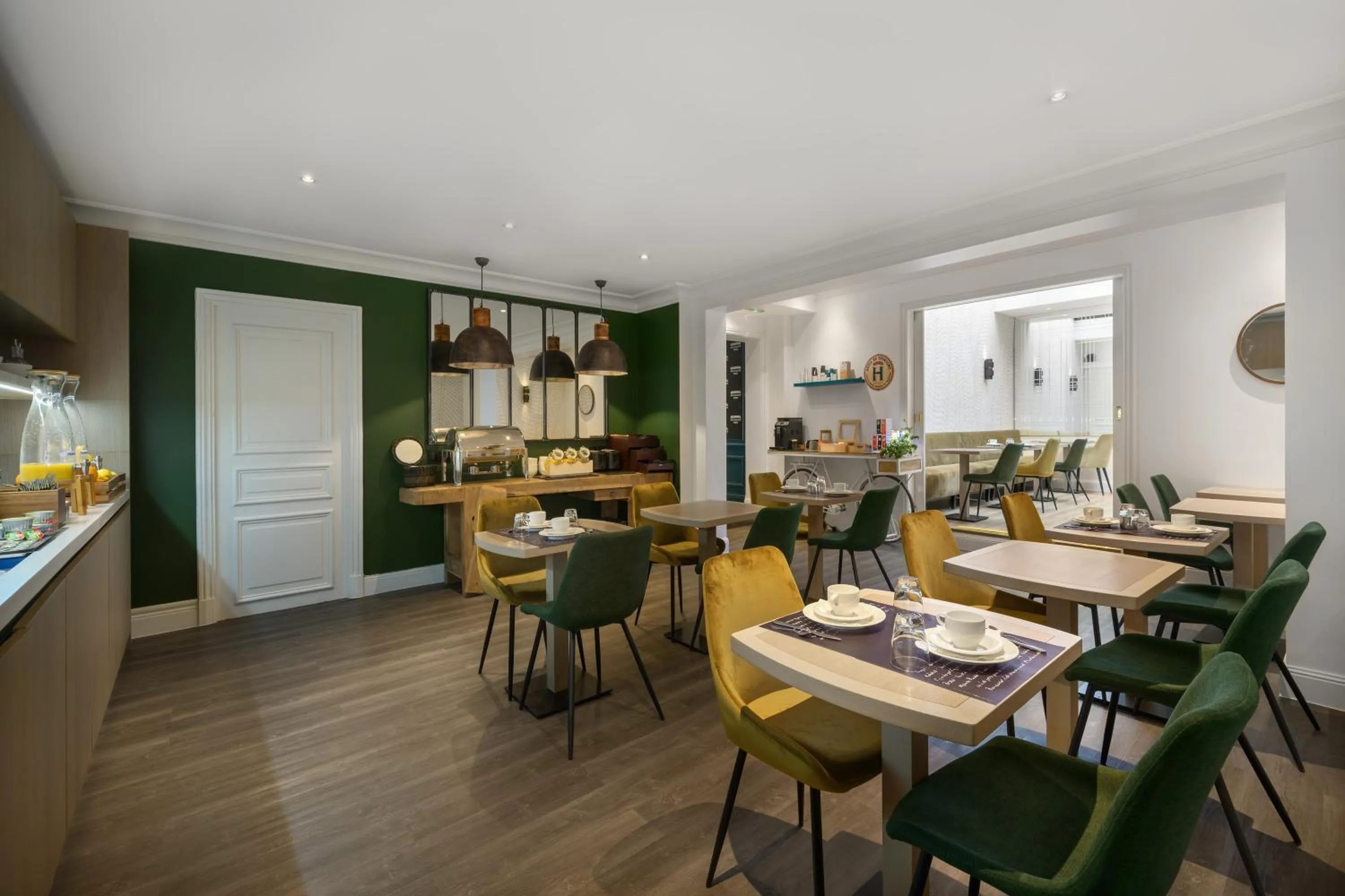 Breakfast in Hôtel le Royal Rive Gauche