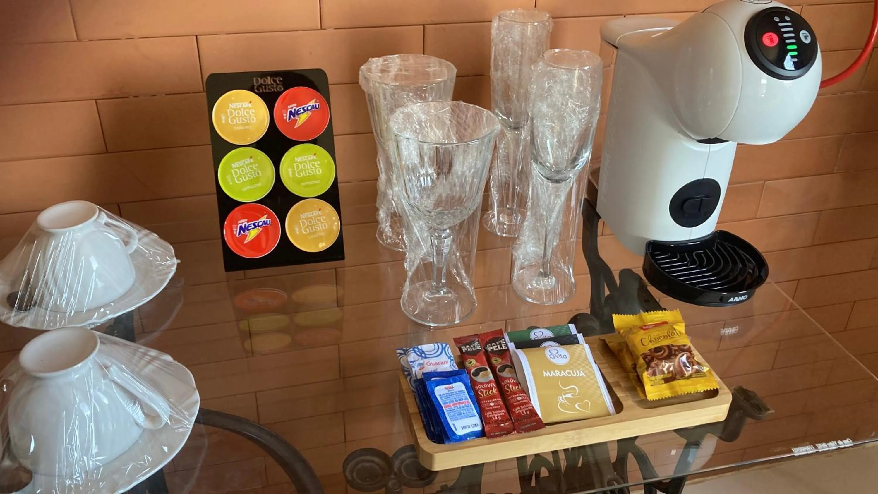Coffee/tea facilities in Hotel Senador Distributed by Ameris - Quedas do Iguaçu - Paraná