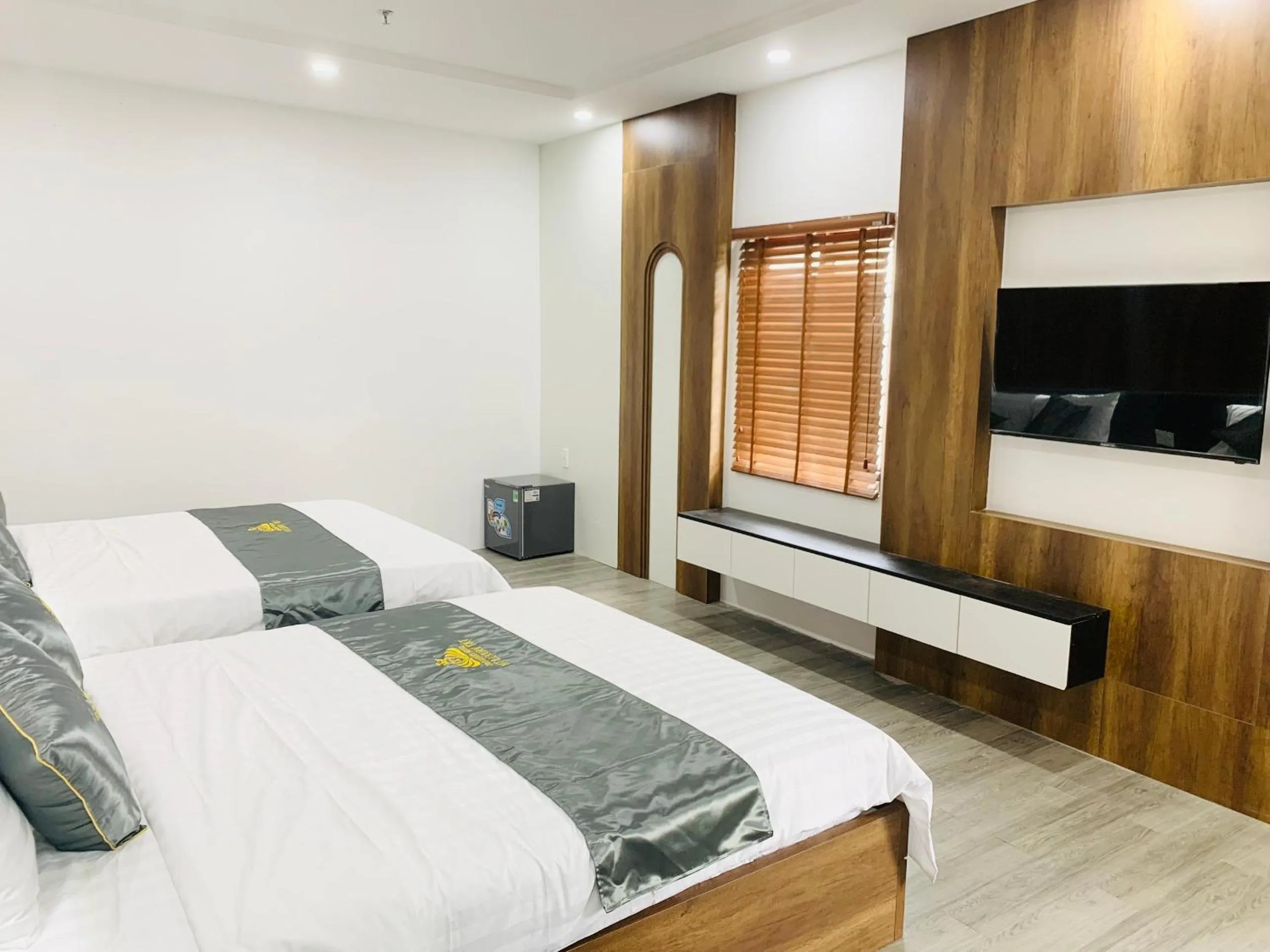 Bed in T&T Luxury Hotel