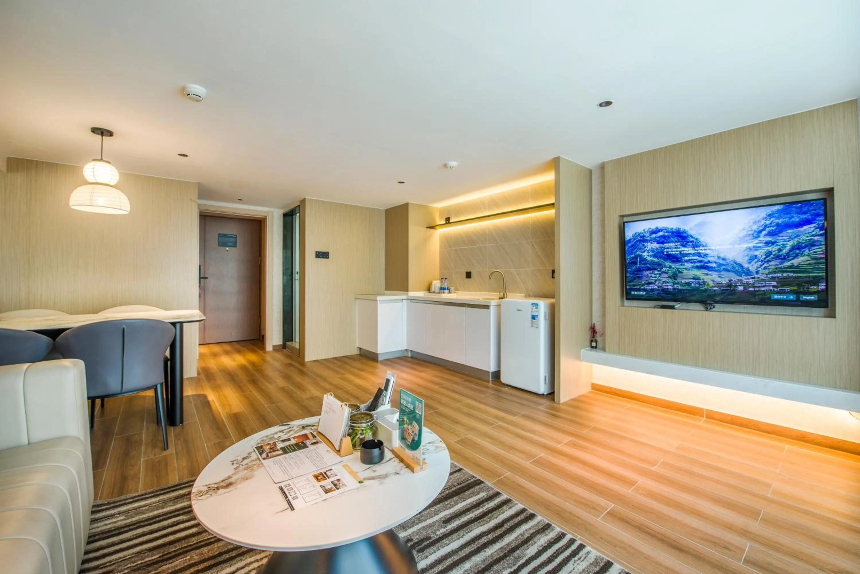 Baytop Living of Guangzhou Drimin House Hotel - Canton Fair Free Shuttle Bus