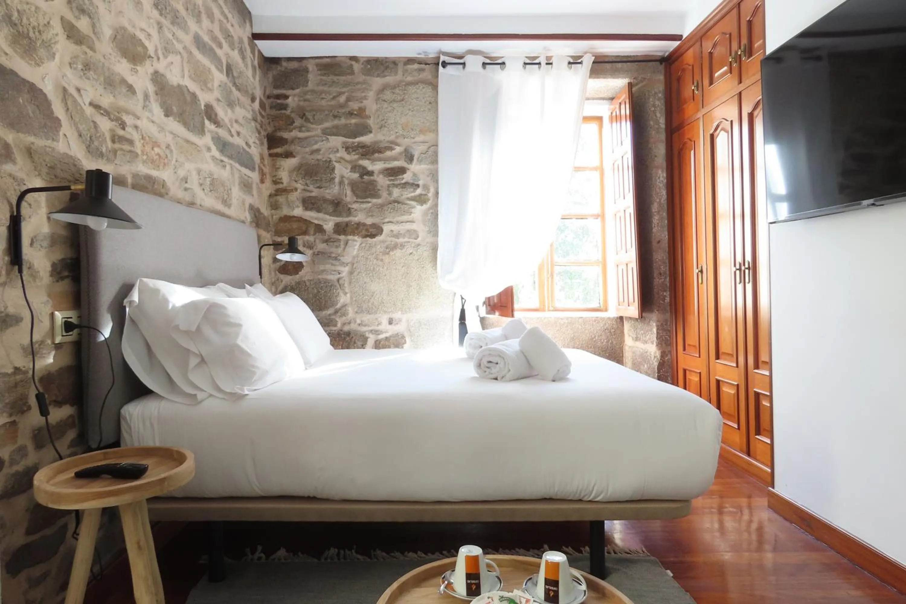 Decorative detail, Bed in Sete Artes by Como en Casa