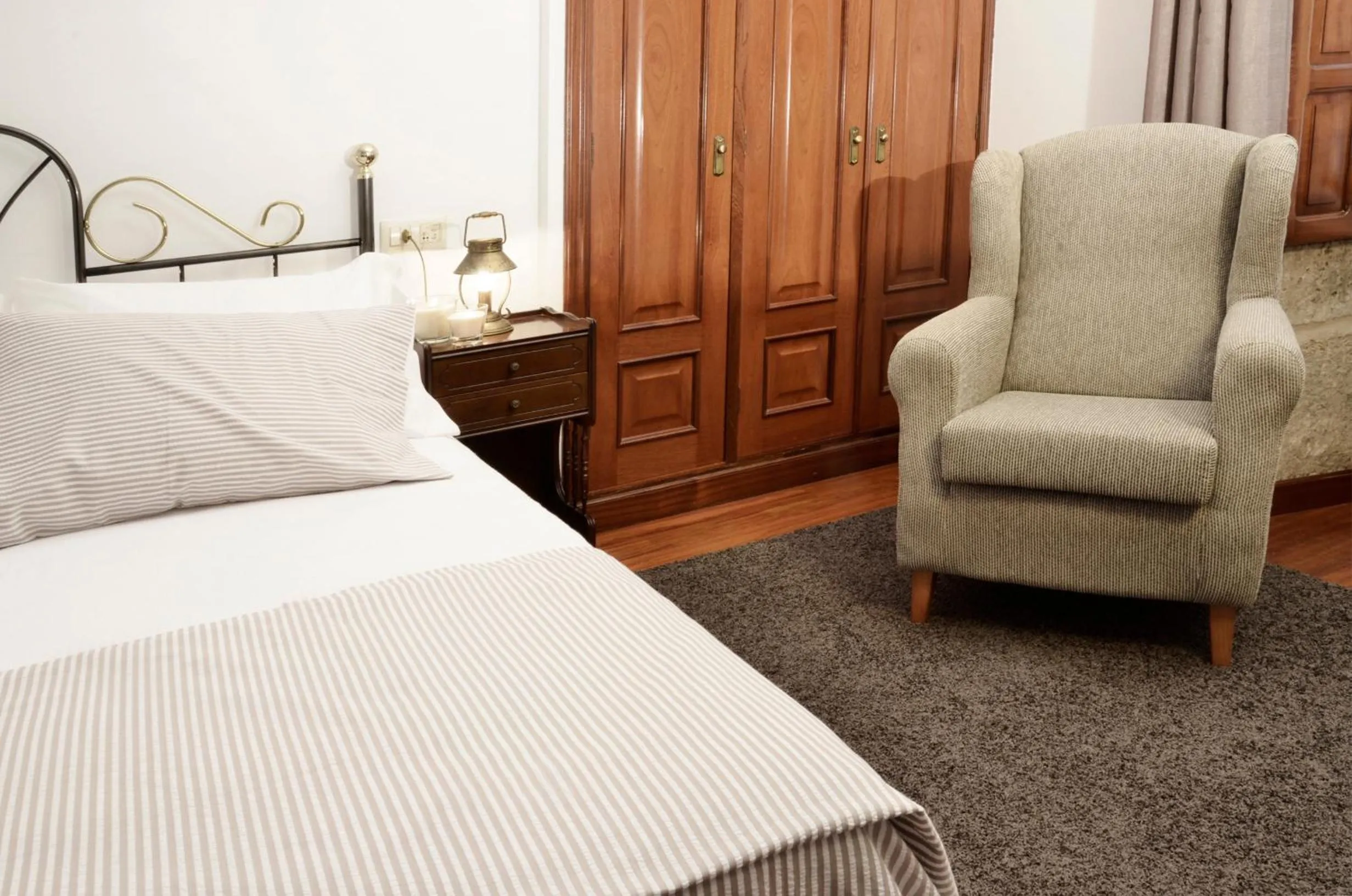 Decorative detail, Bed in Sete Artes by Como en Casa