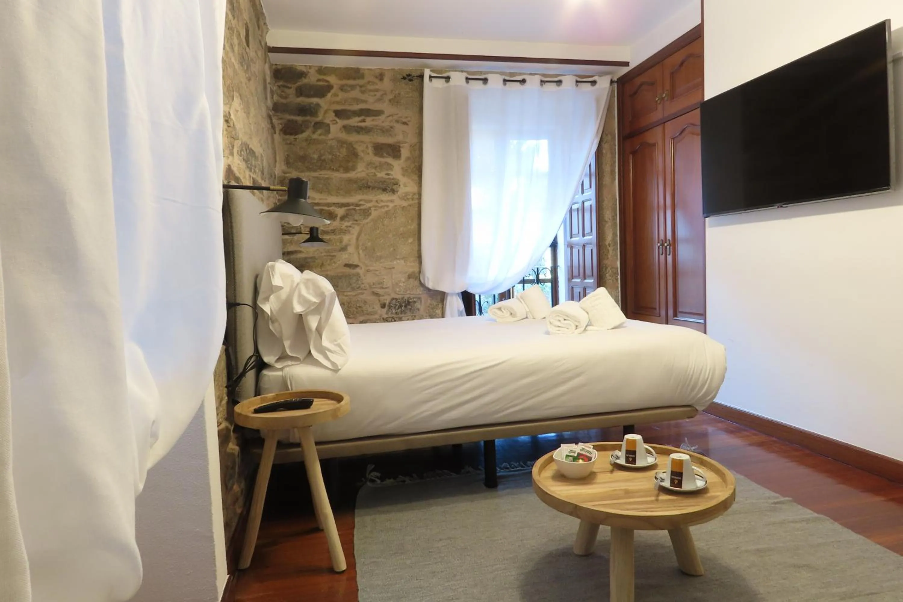 Decorative detail, Bed in Sete Artes by Como en Casa