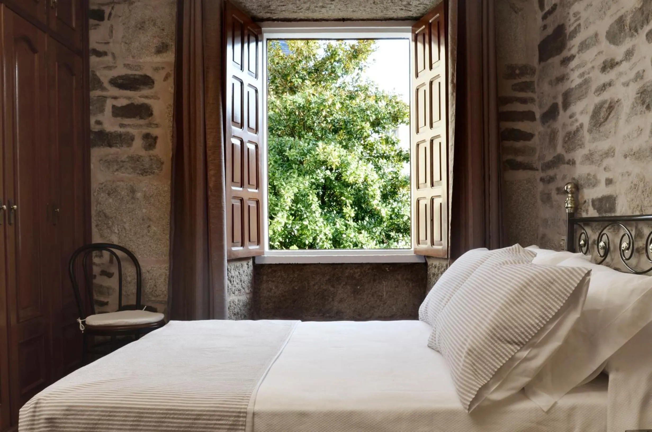 Bed in Sete Artes by Como en Casa