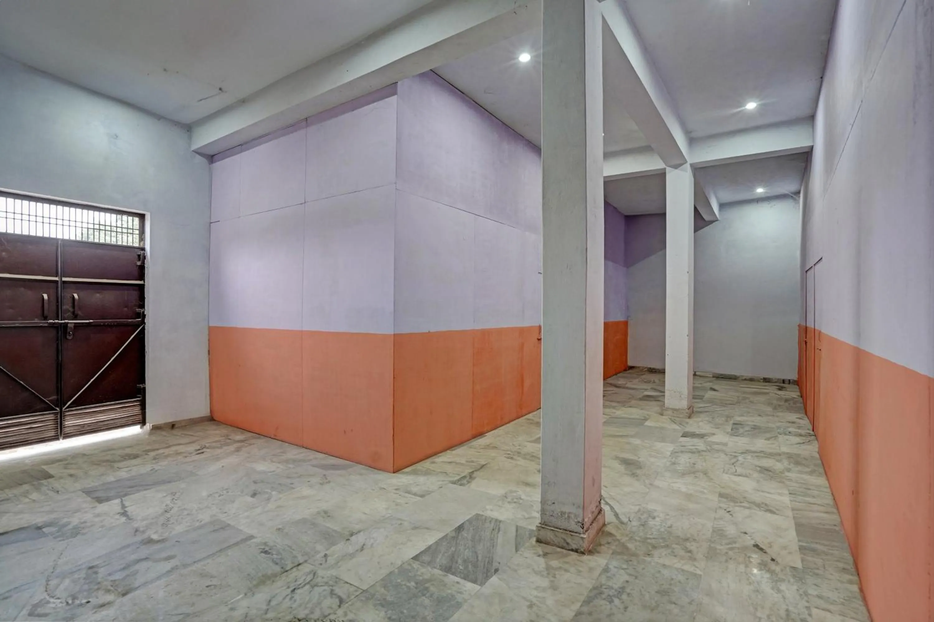 Lobby or reception in Hotel O by OYO Rudhra