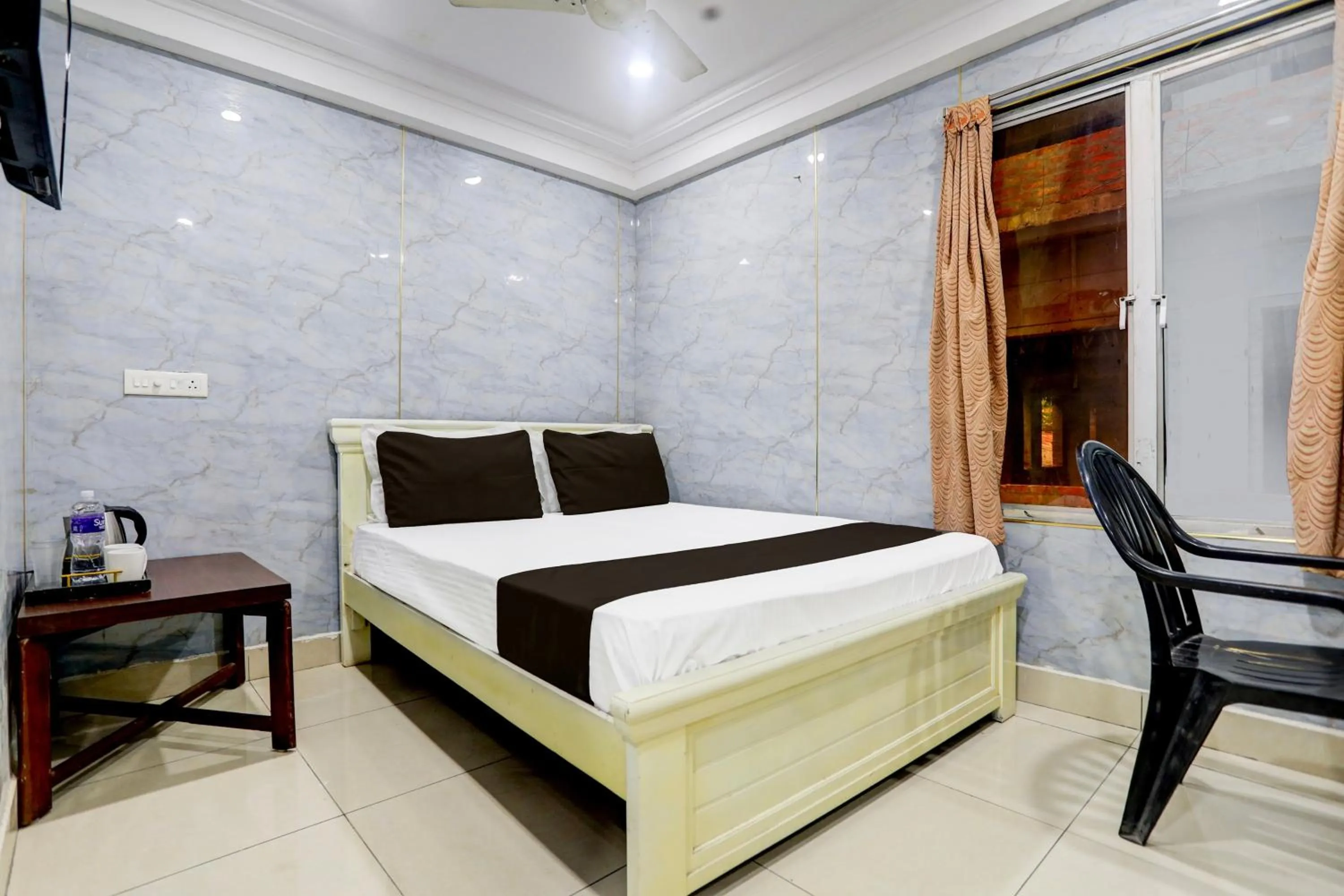 Bedroom in Spot On Sri Balaji