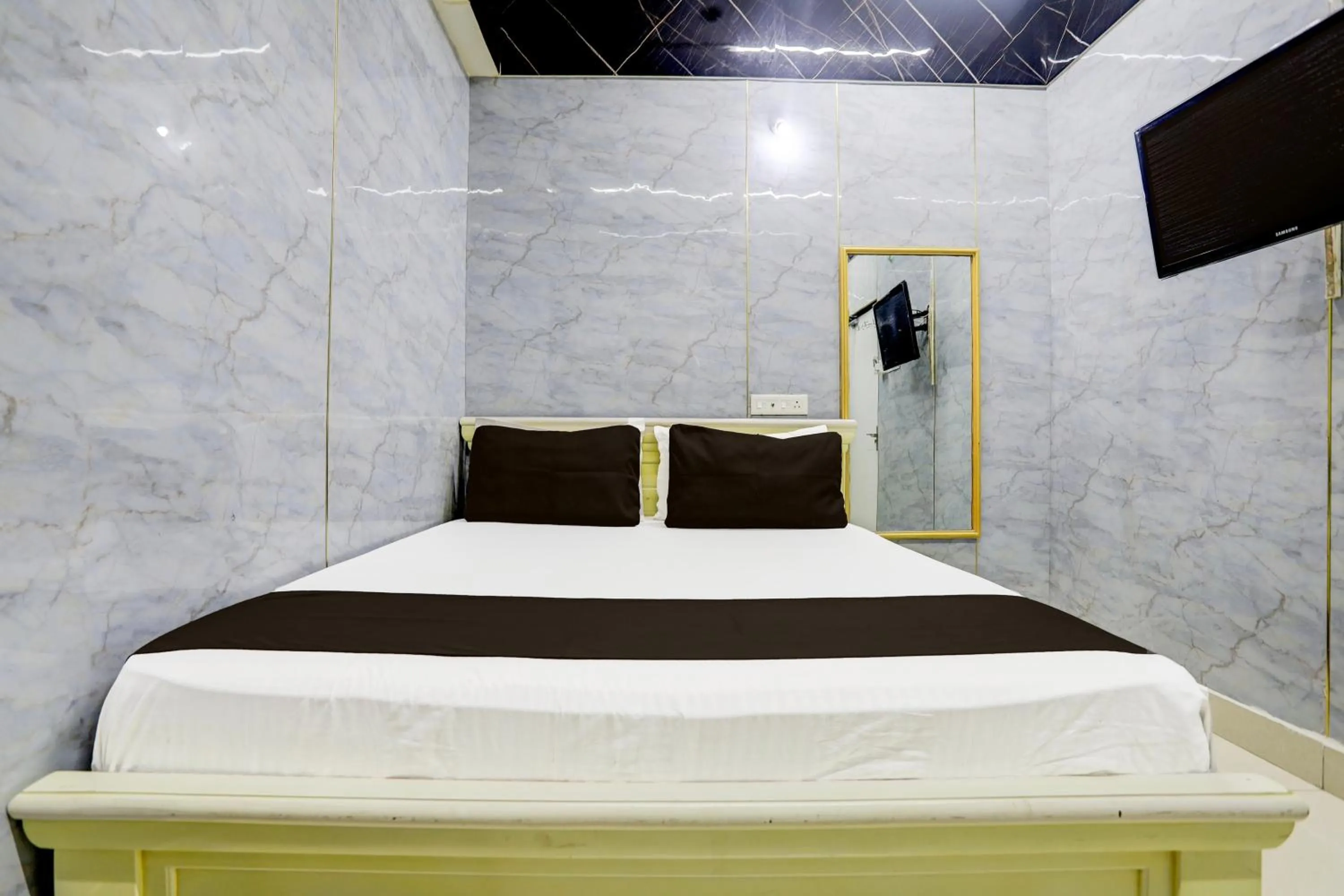 Bedroom in Spot On Sri Balaji