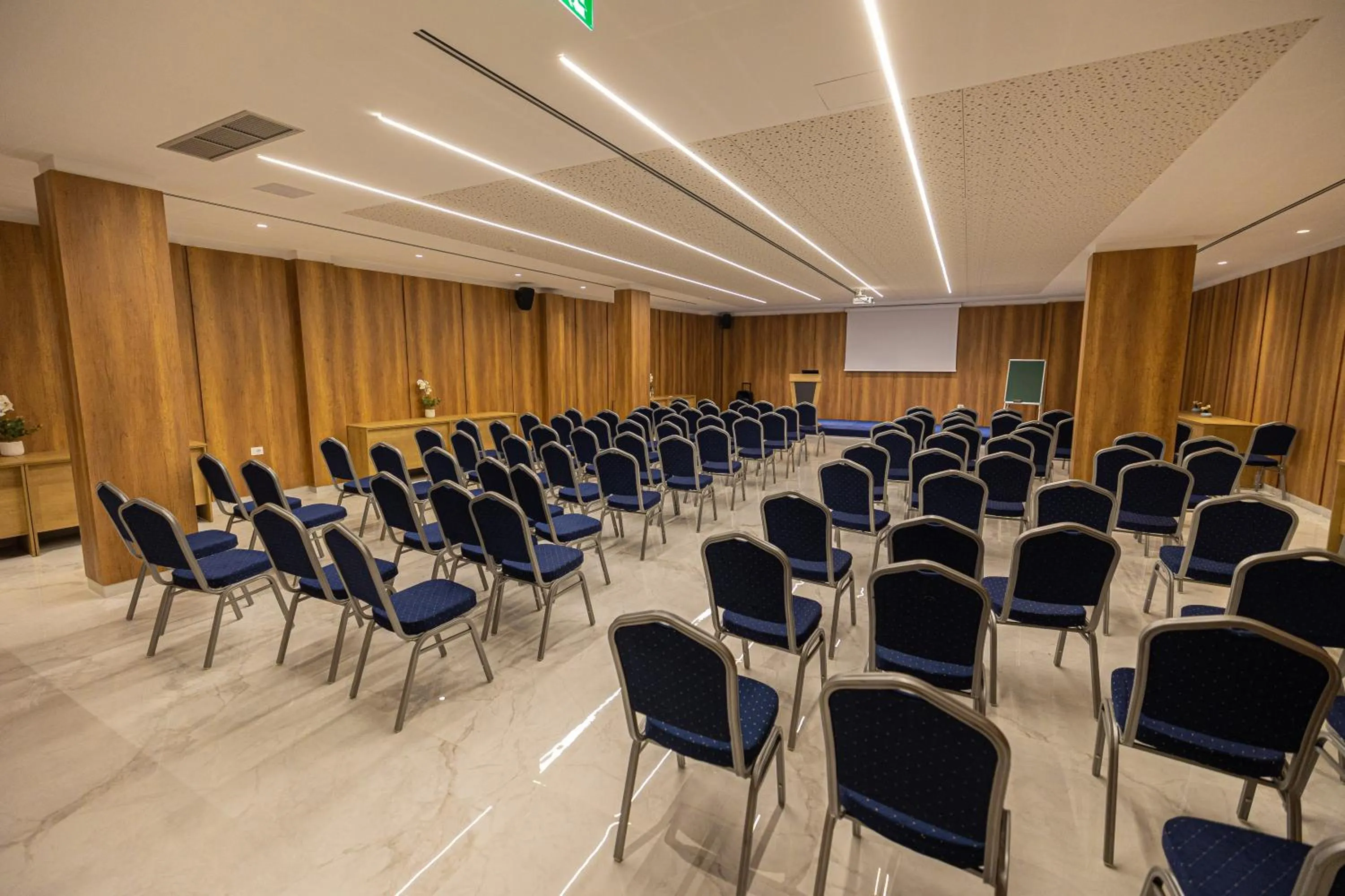 Meeting/conference room in Navy Hotel