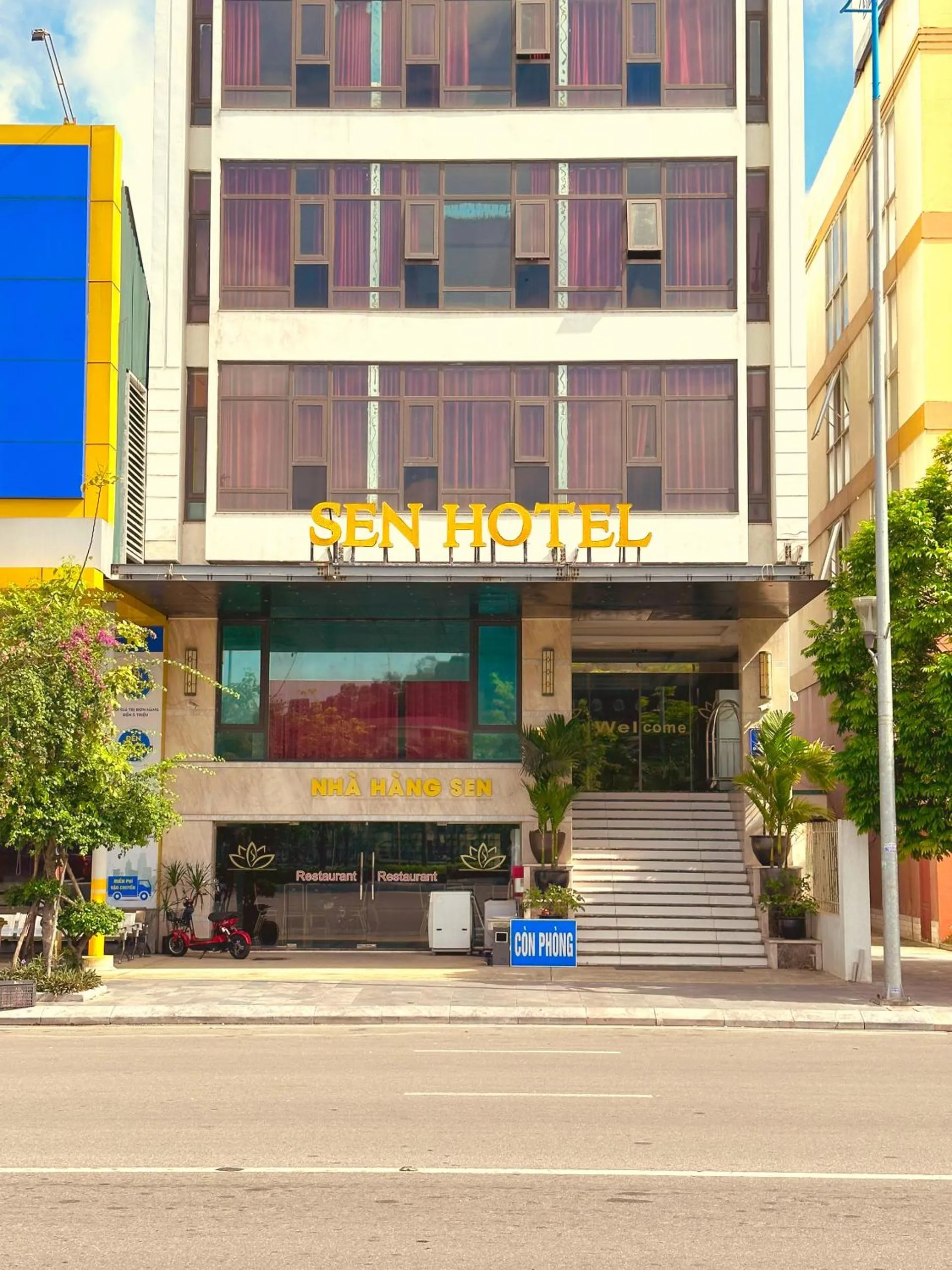 Property building in Sen Hotel Hạ Long