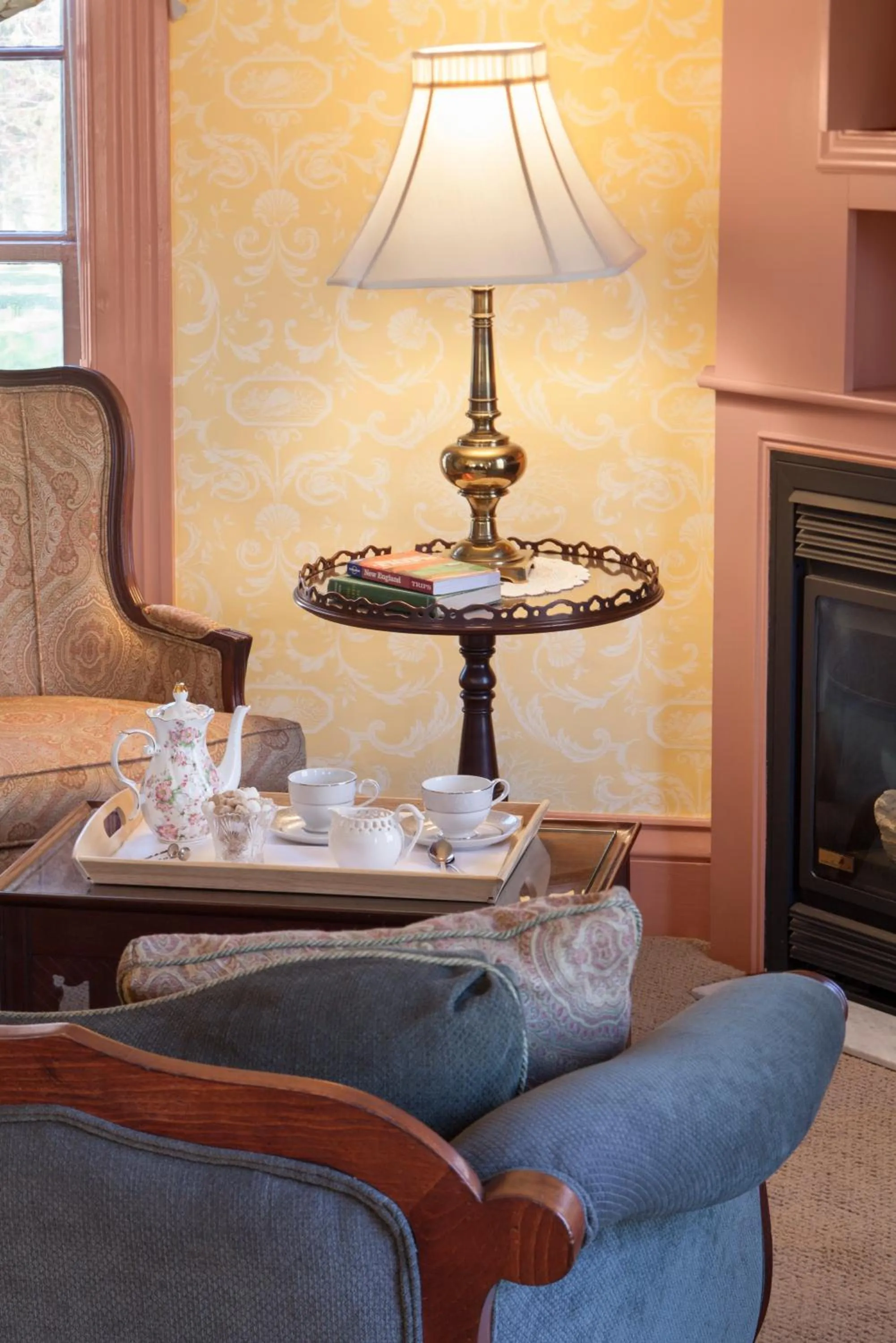 Decorative detail in Captain's House Inn