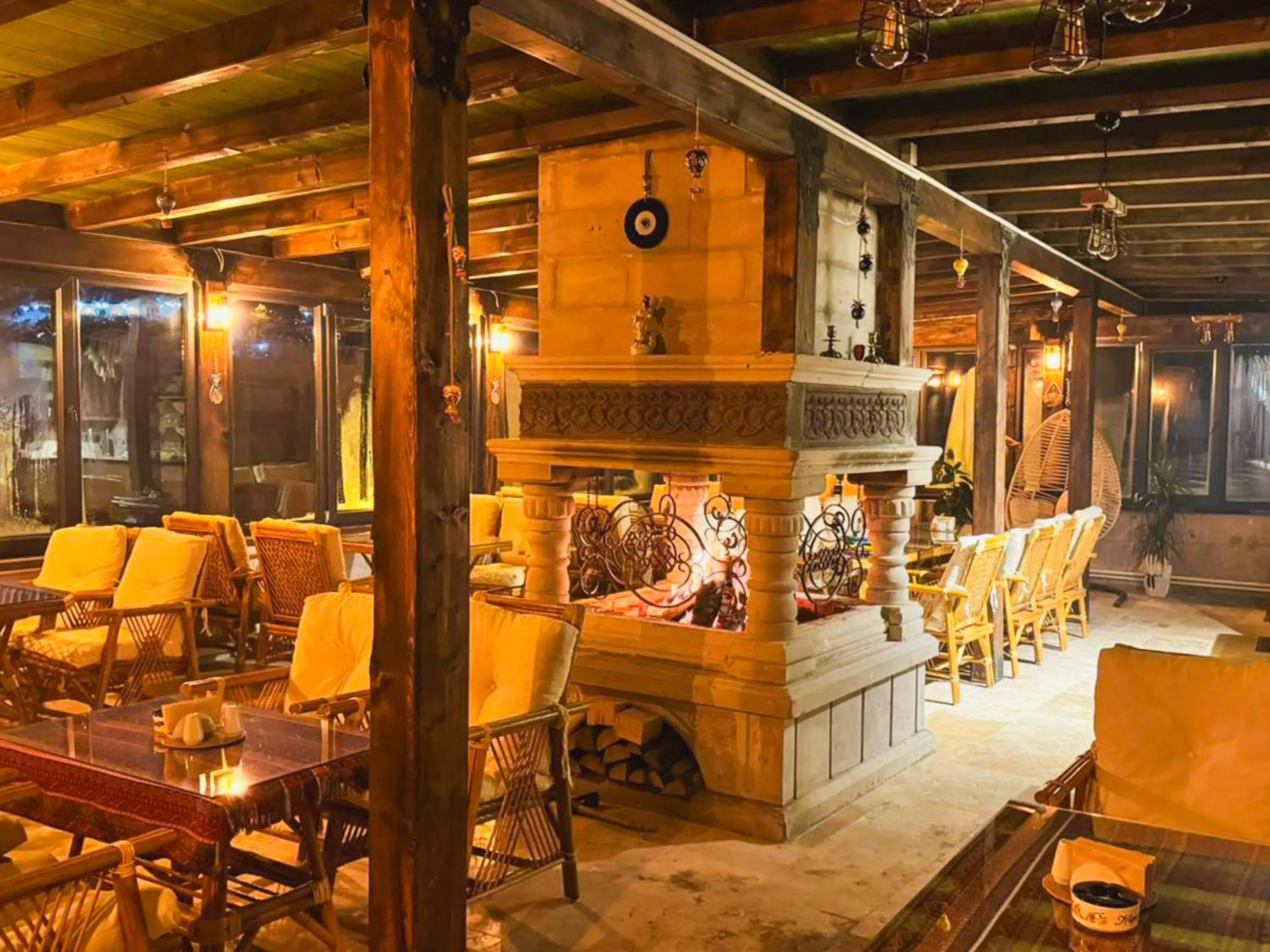 Restaurant/places to eat in Cappanar Cave Hotel