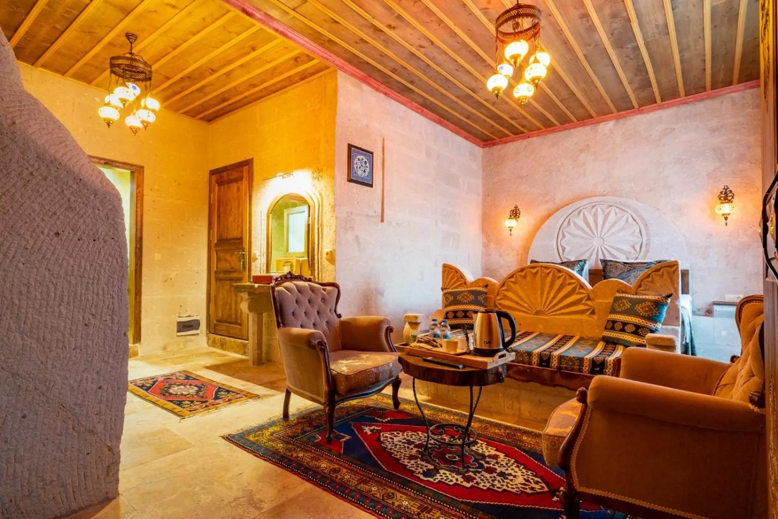 Living room in CAPPANAR CAVE HOTEL