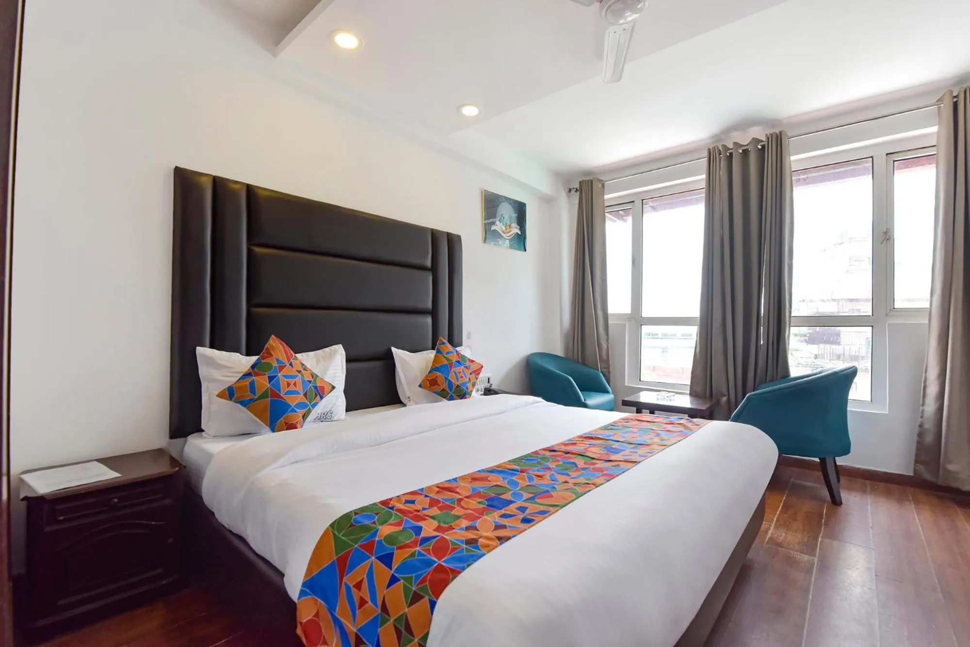 Bed in FabHotel Sikka Royal Classic - Mall road