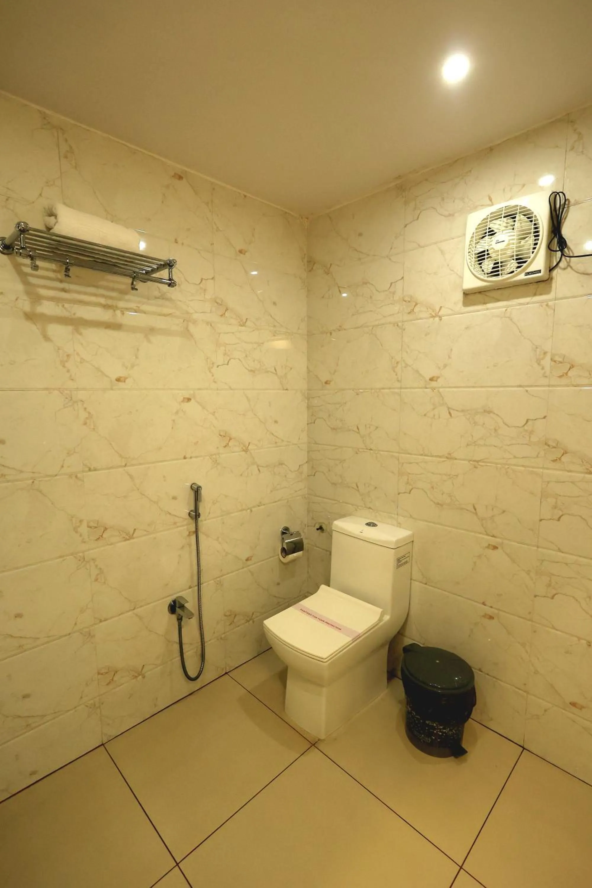 Bathroom in karisma premium