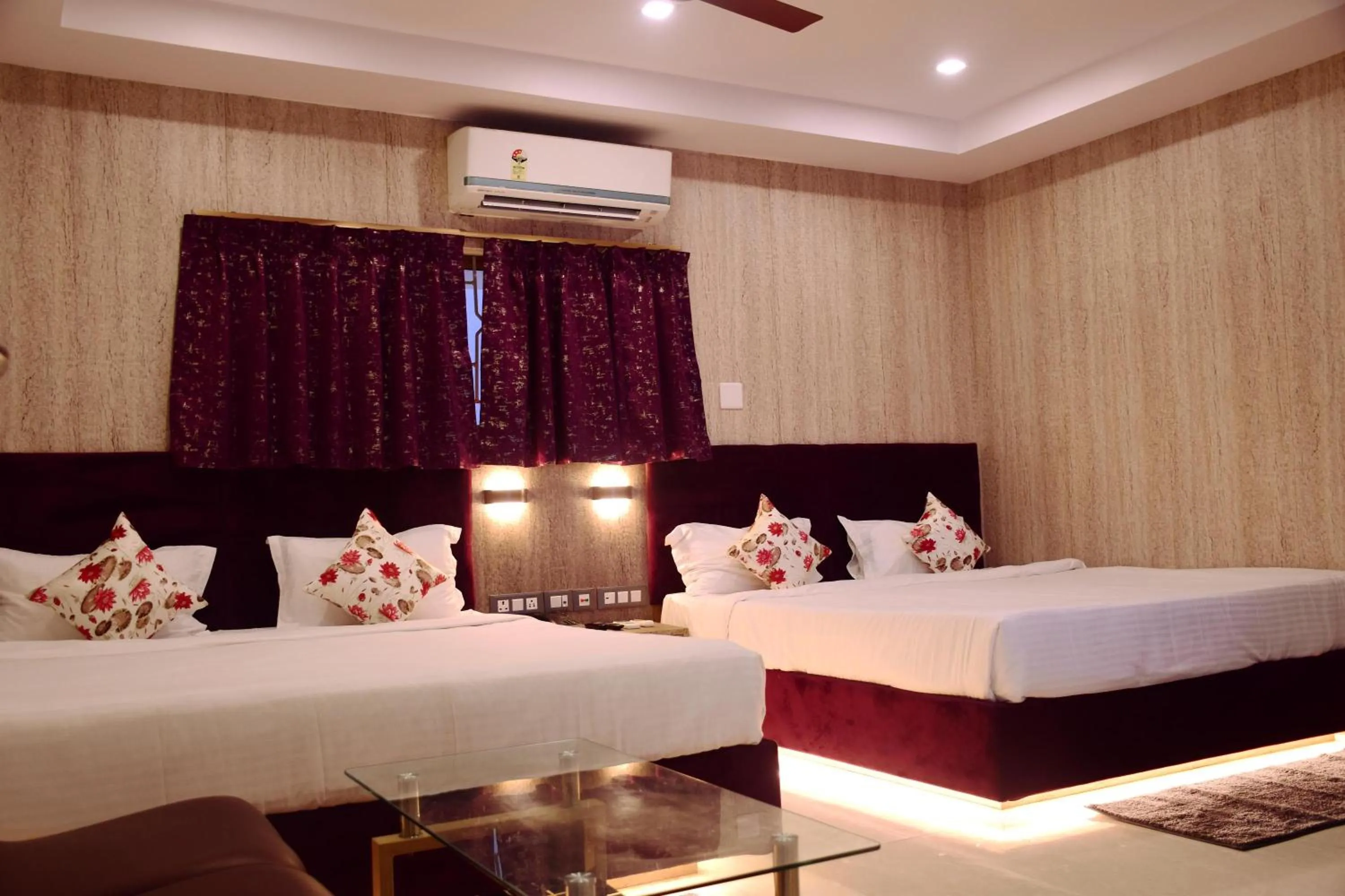 Bedroom, Bed in karisma premium
