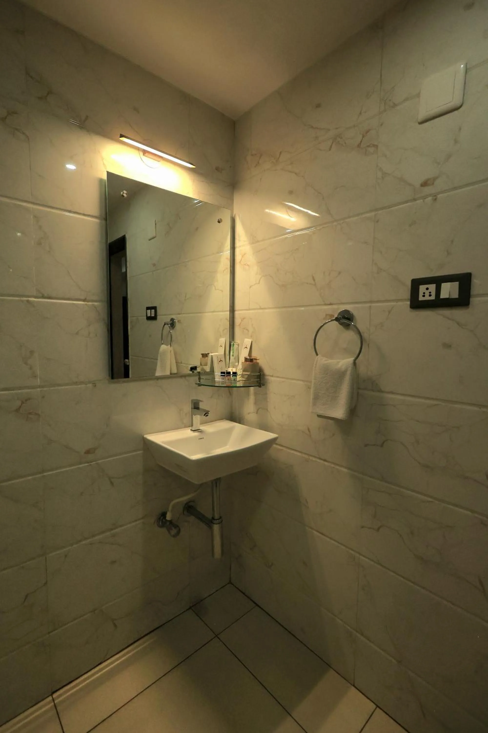 Bathroom in karisma premium