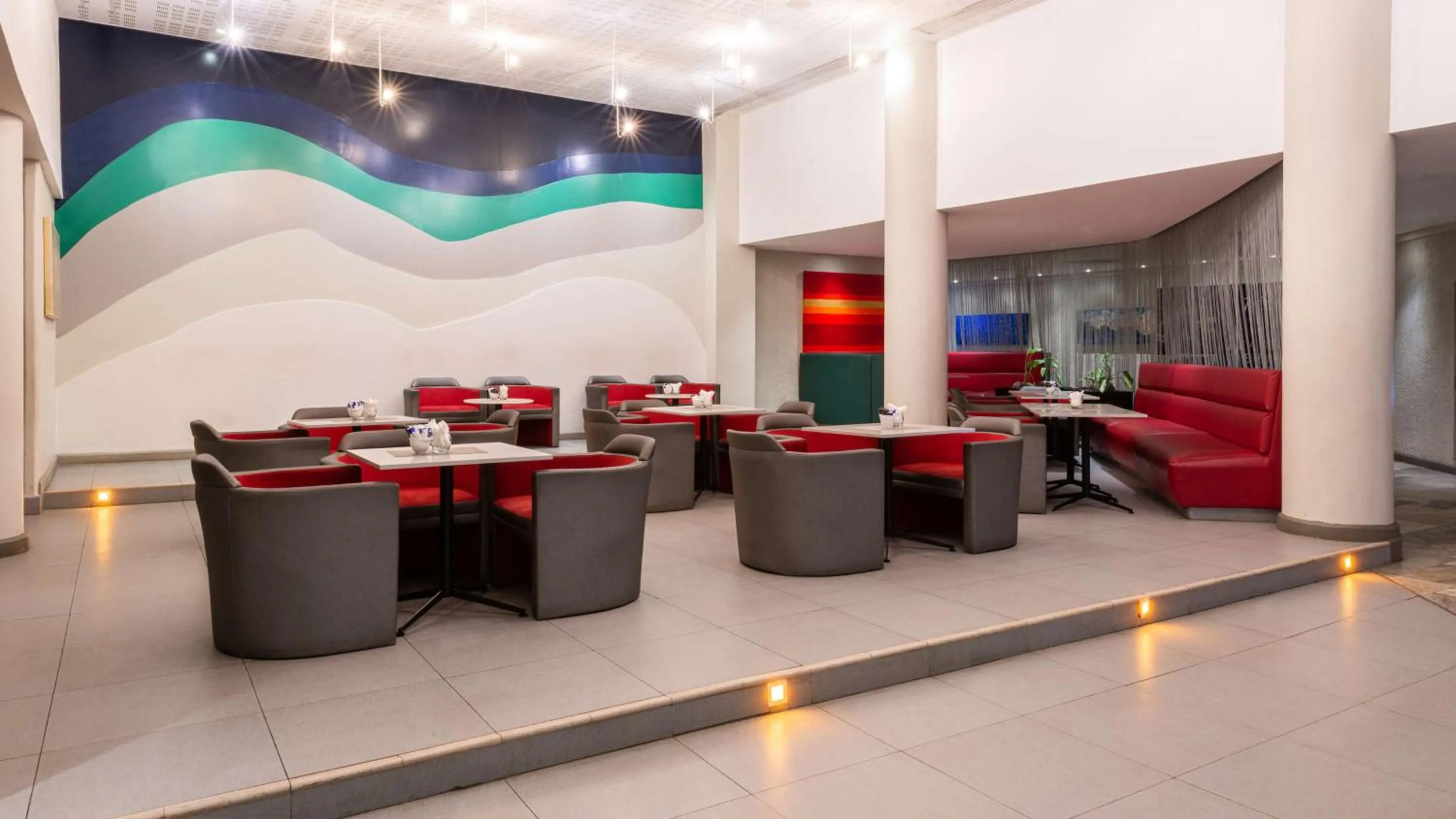 Restaurant/places to eat in Radisson Blu Mammy Yoko Hotel