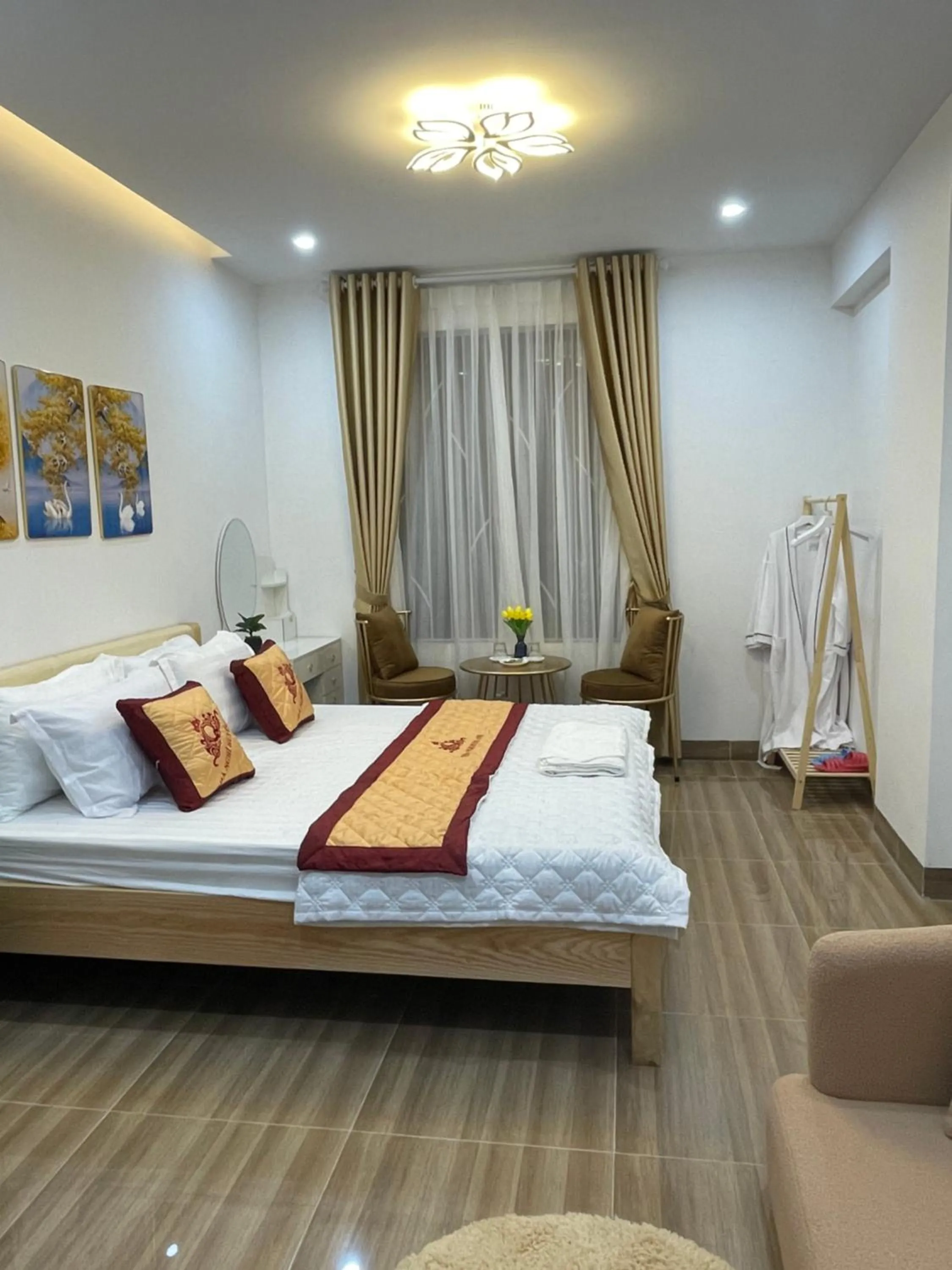Bedroom, Bed in Nhà Nghỉ Huyền Anh