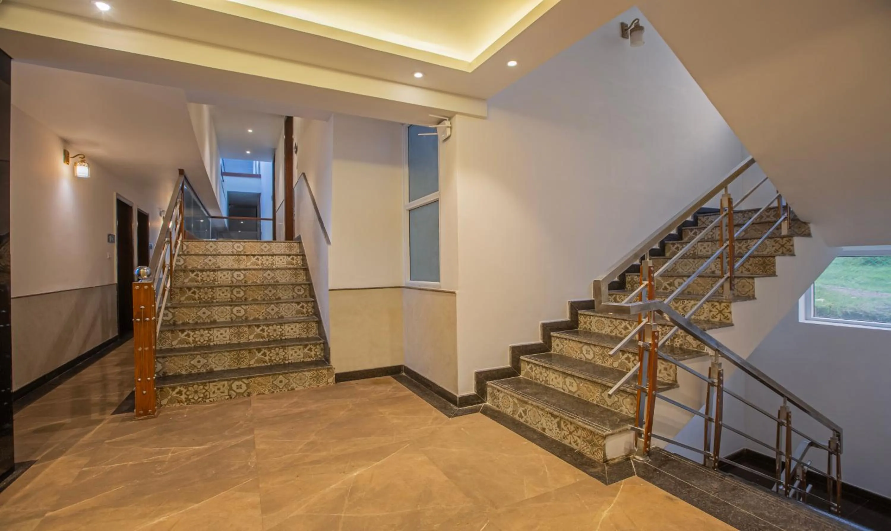 Lobby or reception in Treebo Windsor Heights