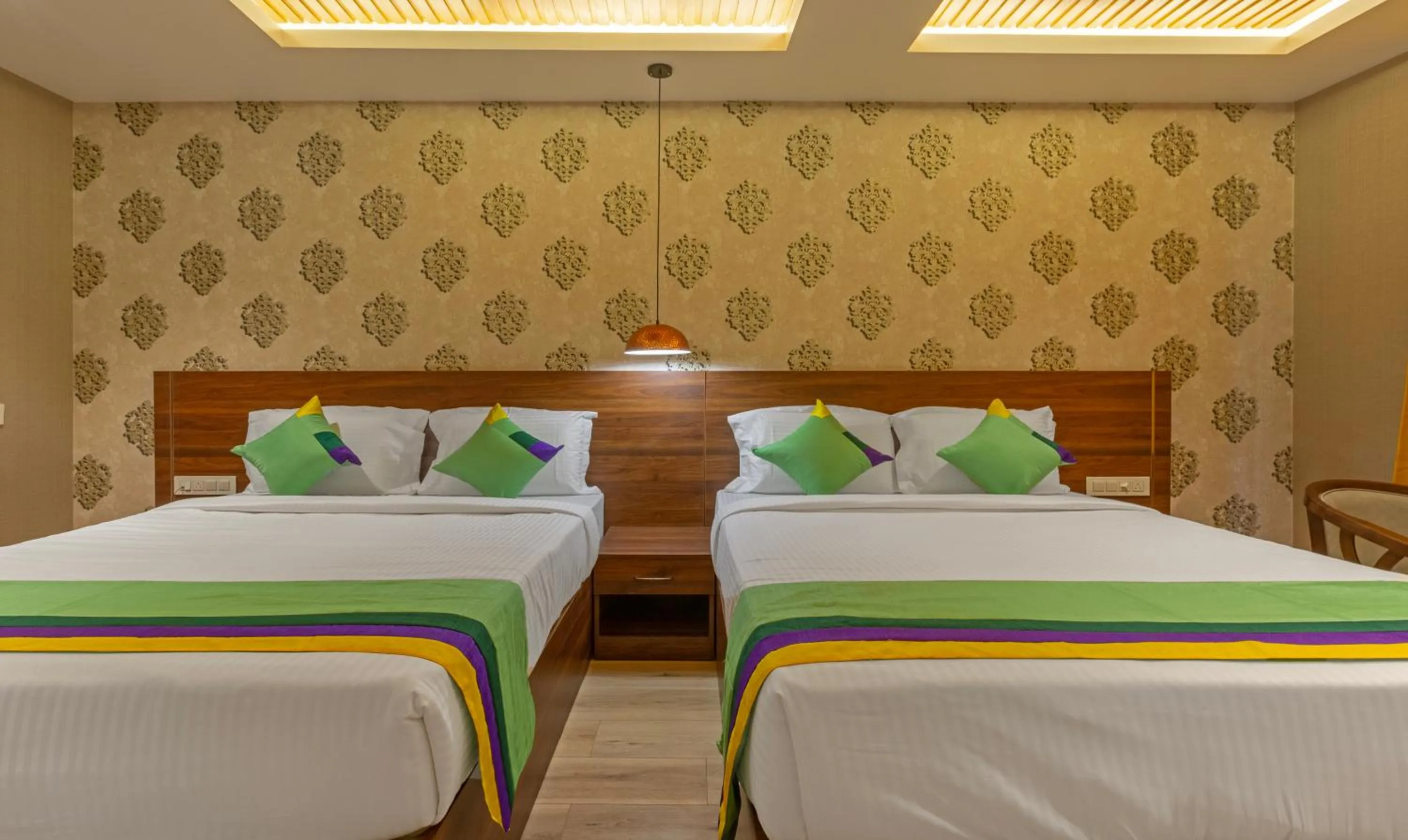 Bedroom, Bed in Treebo Windsor Heights