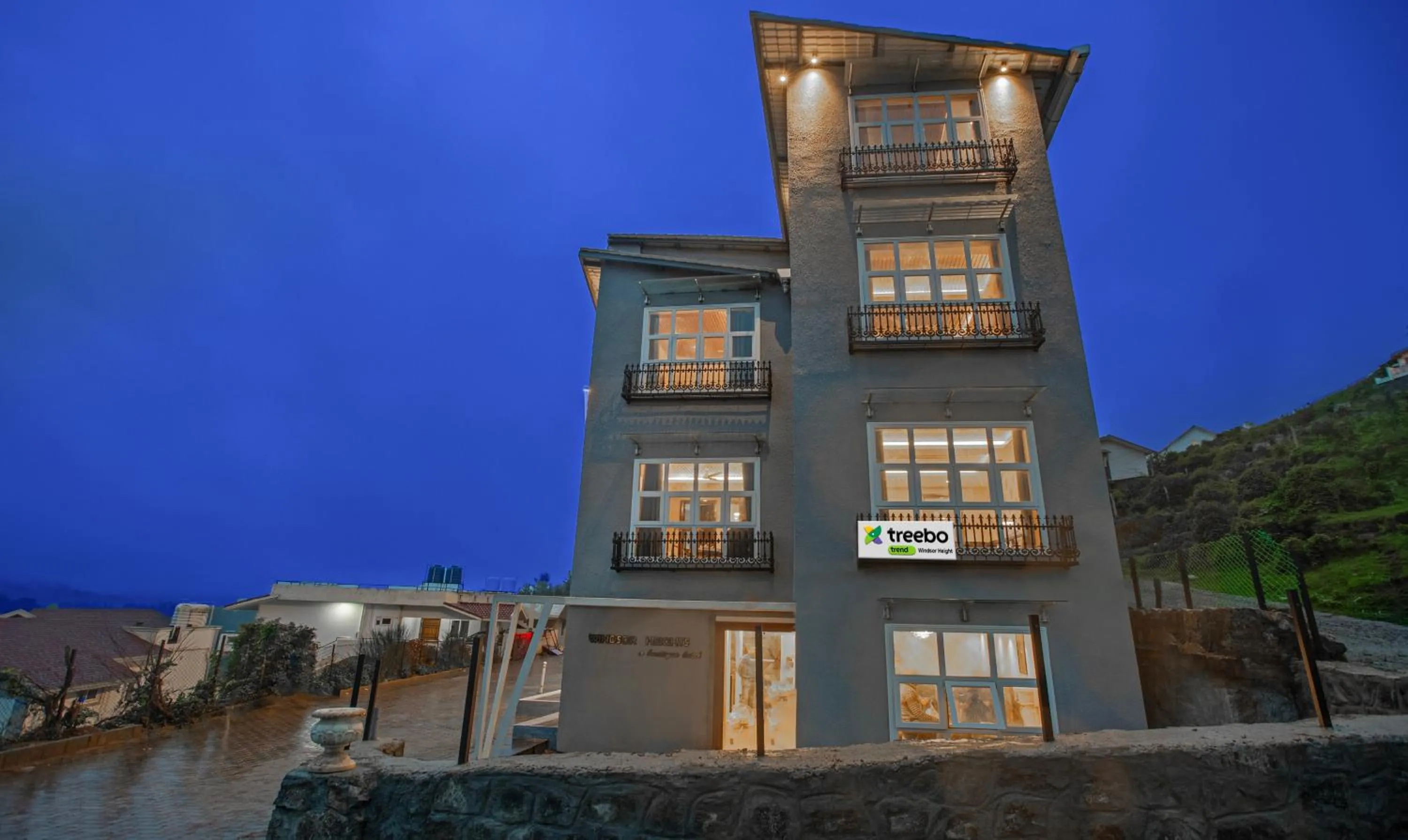 Facade/entrance in Treebo Windsor Heights