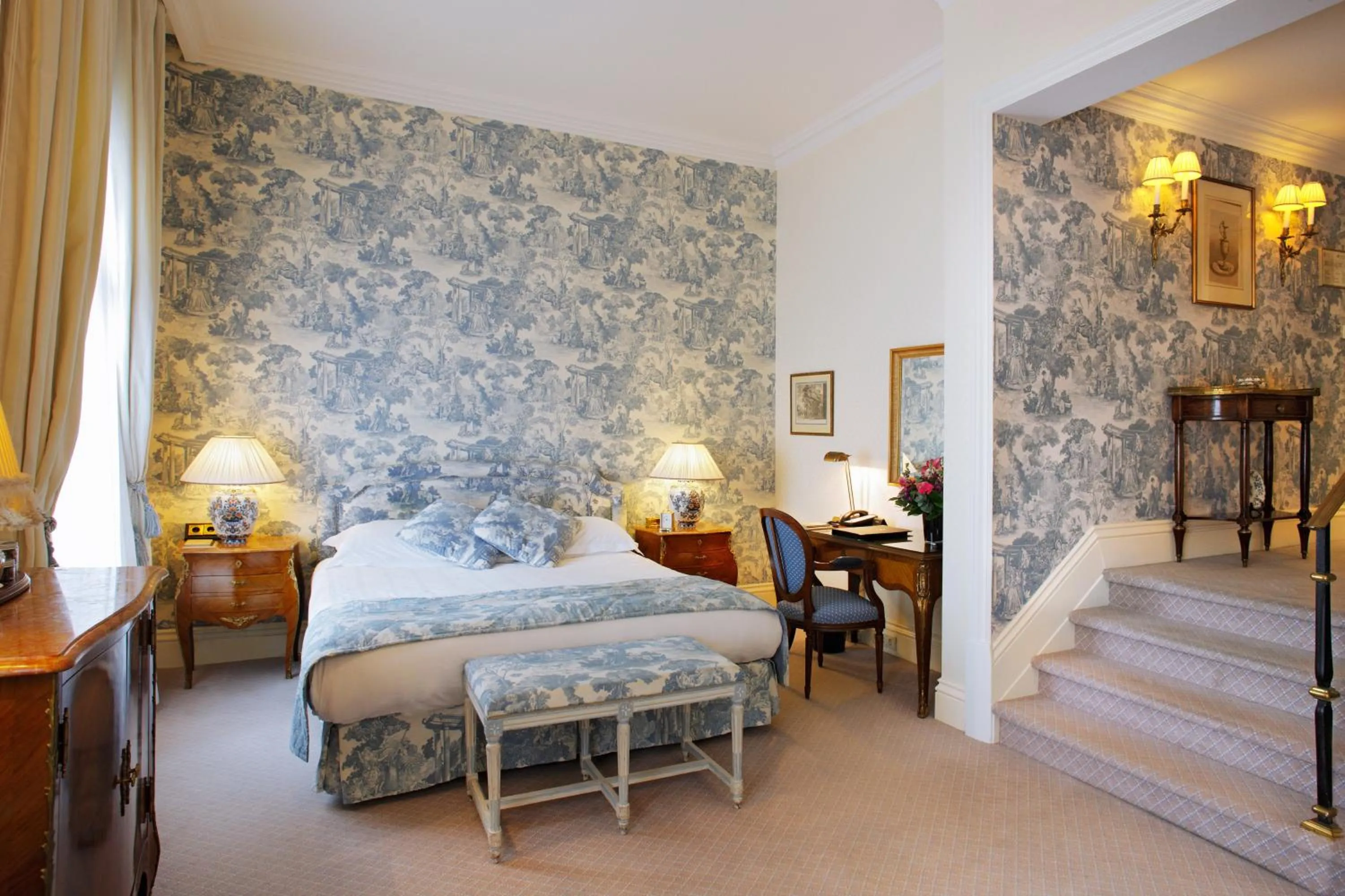 Photo of the whole room, Bed in InterContinental Amstel Amsterdam by IHG