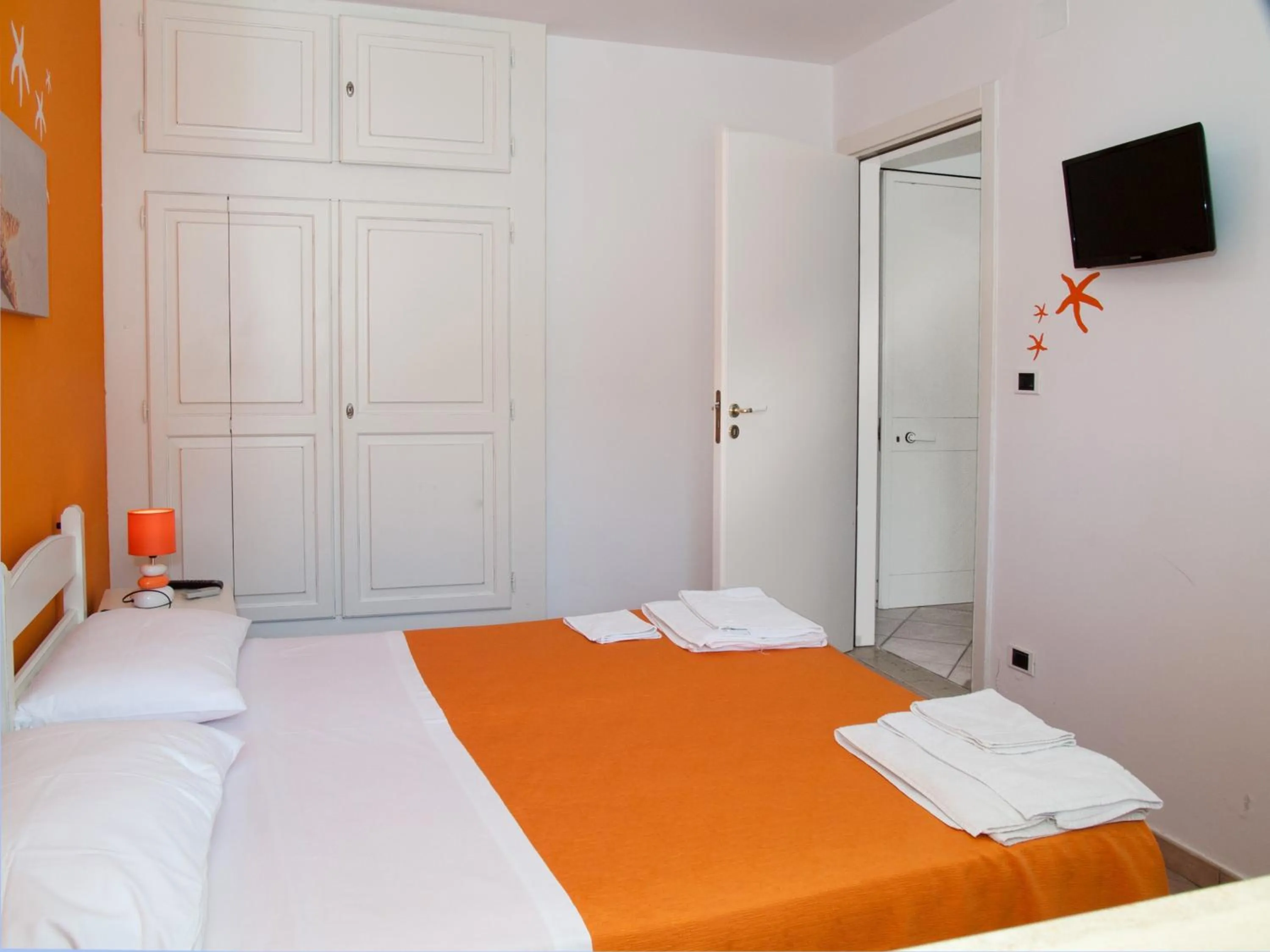 Photo of the whole room, Bed in Hotel Villa Giovanna