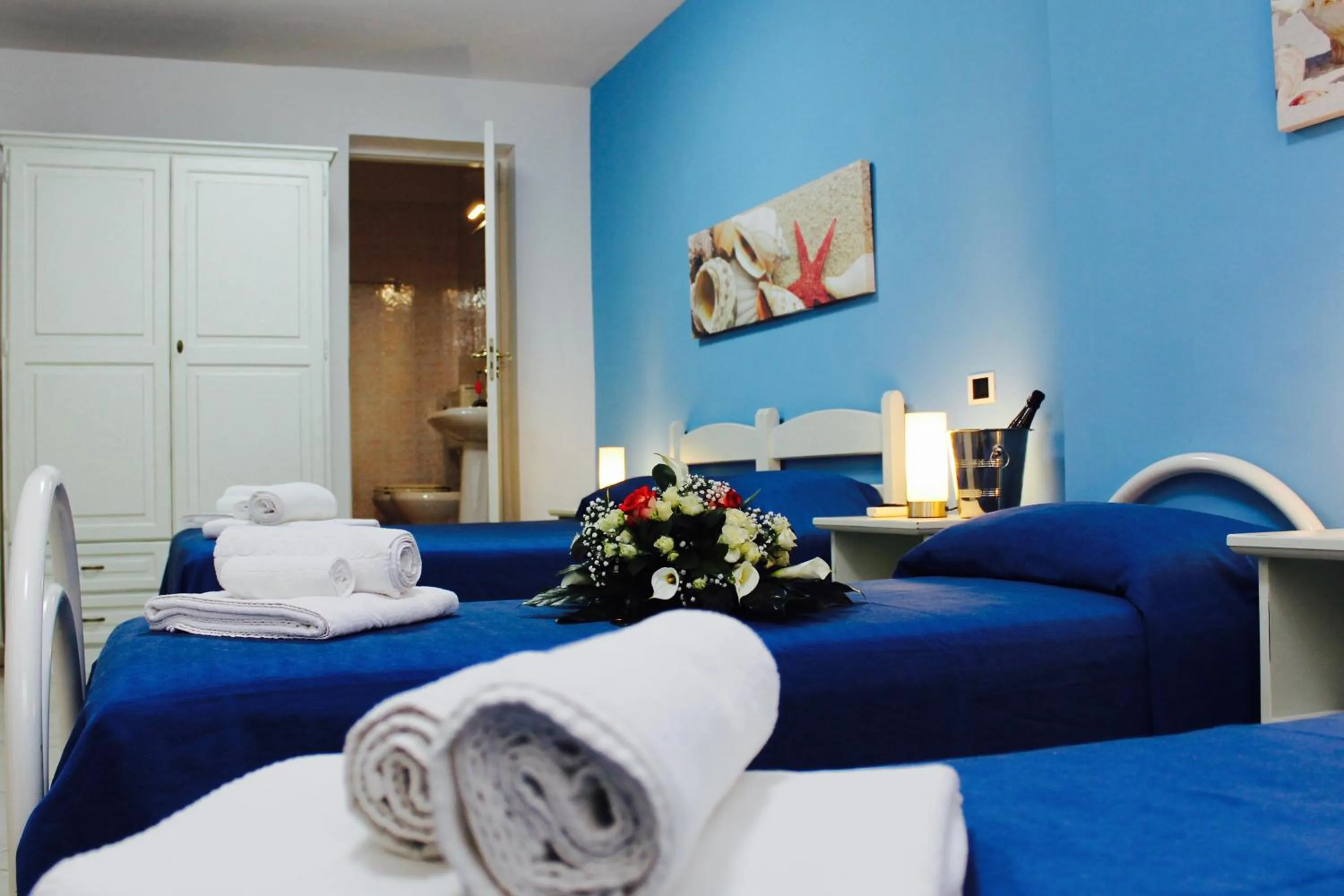 Photo of the whole room, Bed in Hotel Villa Giovanna