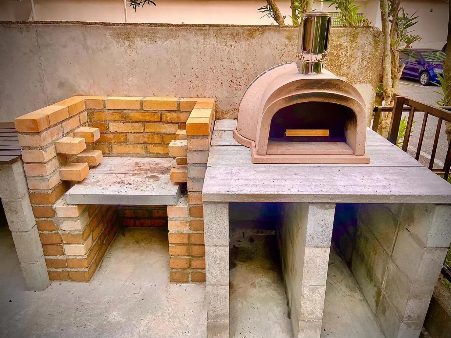 BBQ facilities in Eternity Marina HOUSE ONJUKU