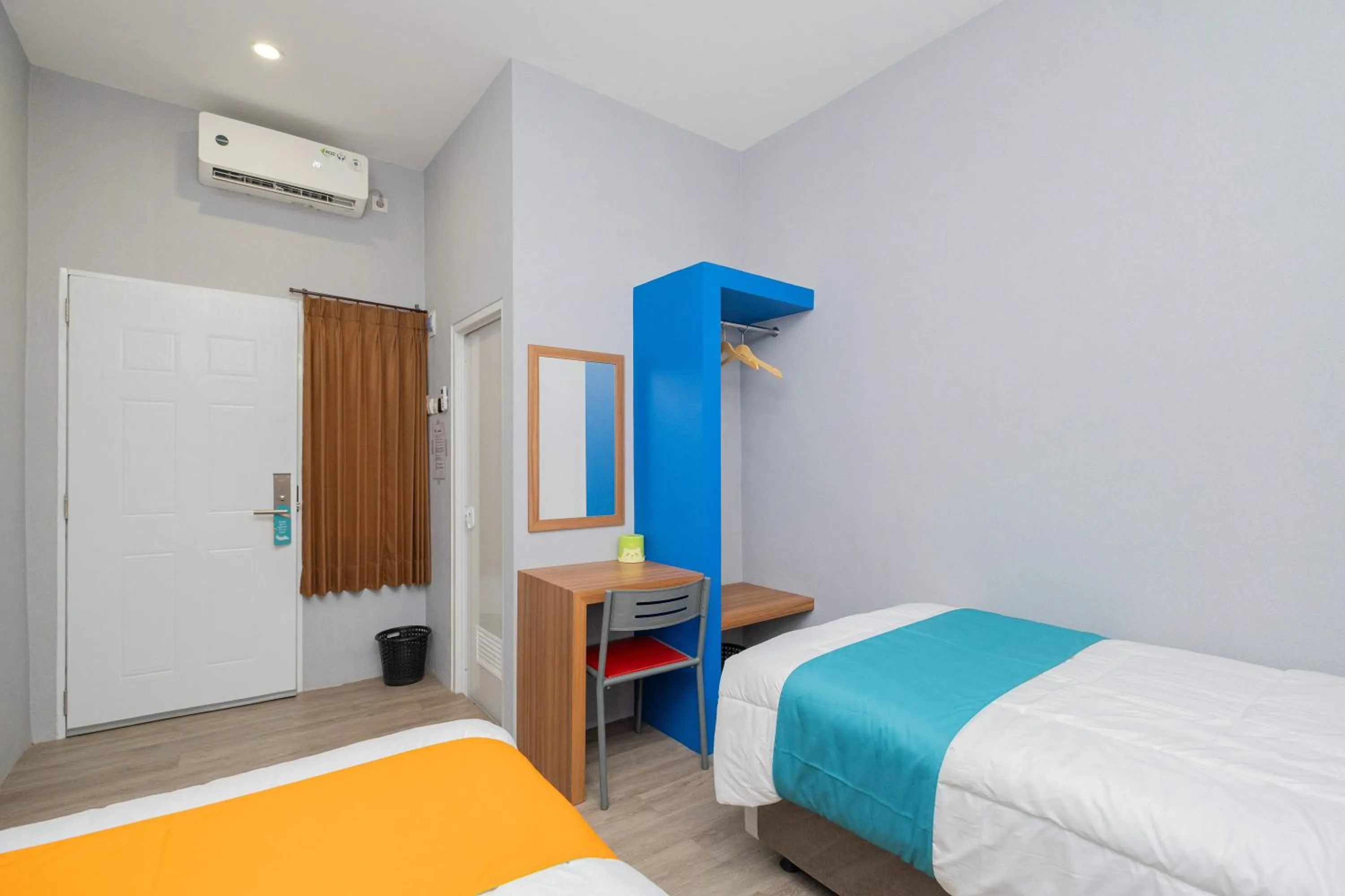 Bedroom, Bed in Sans WM Hotel Blitar