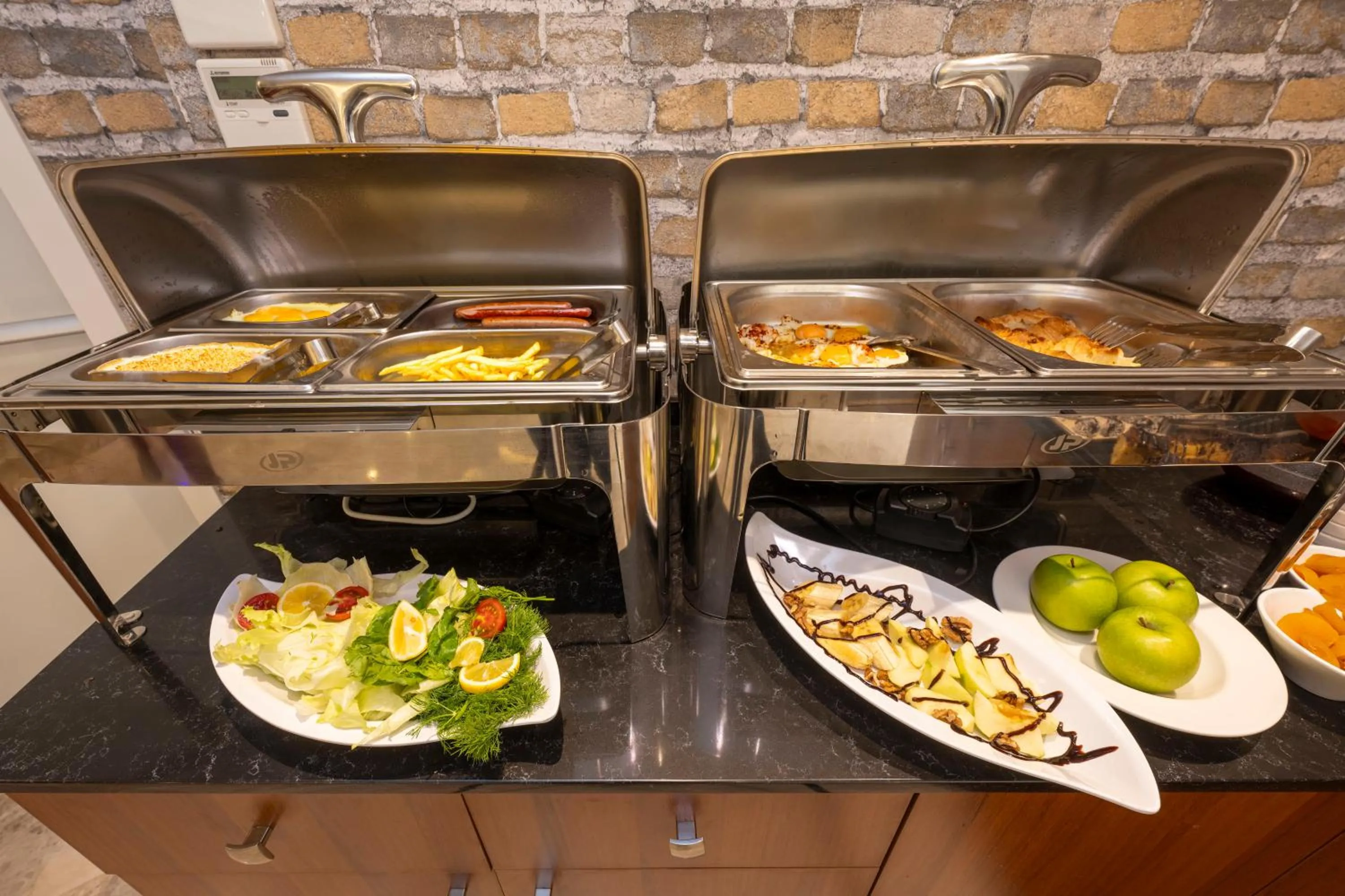 Buffet breakfast in Hotel Ravi