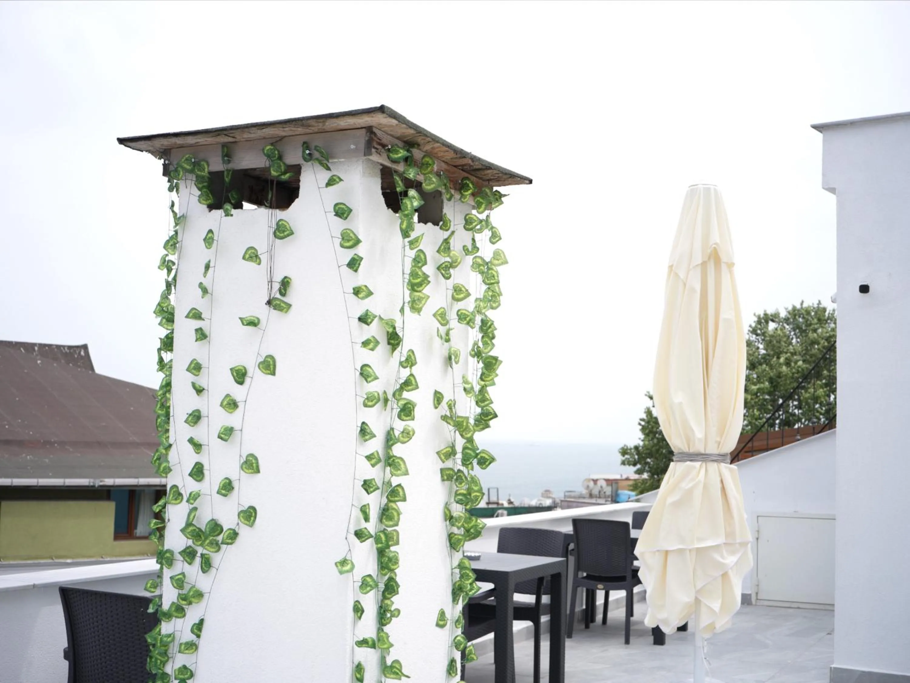 Property building in Hotel Ravi