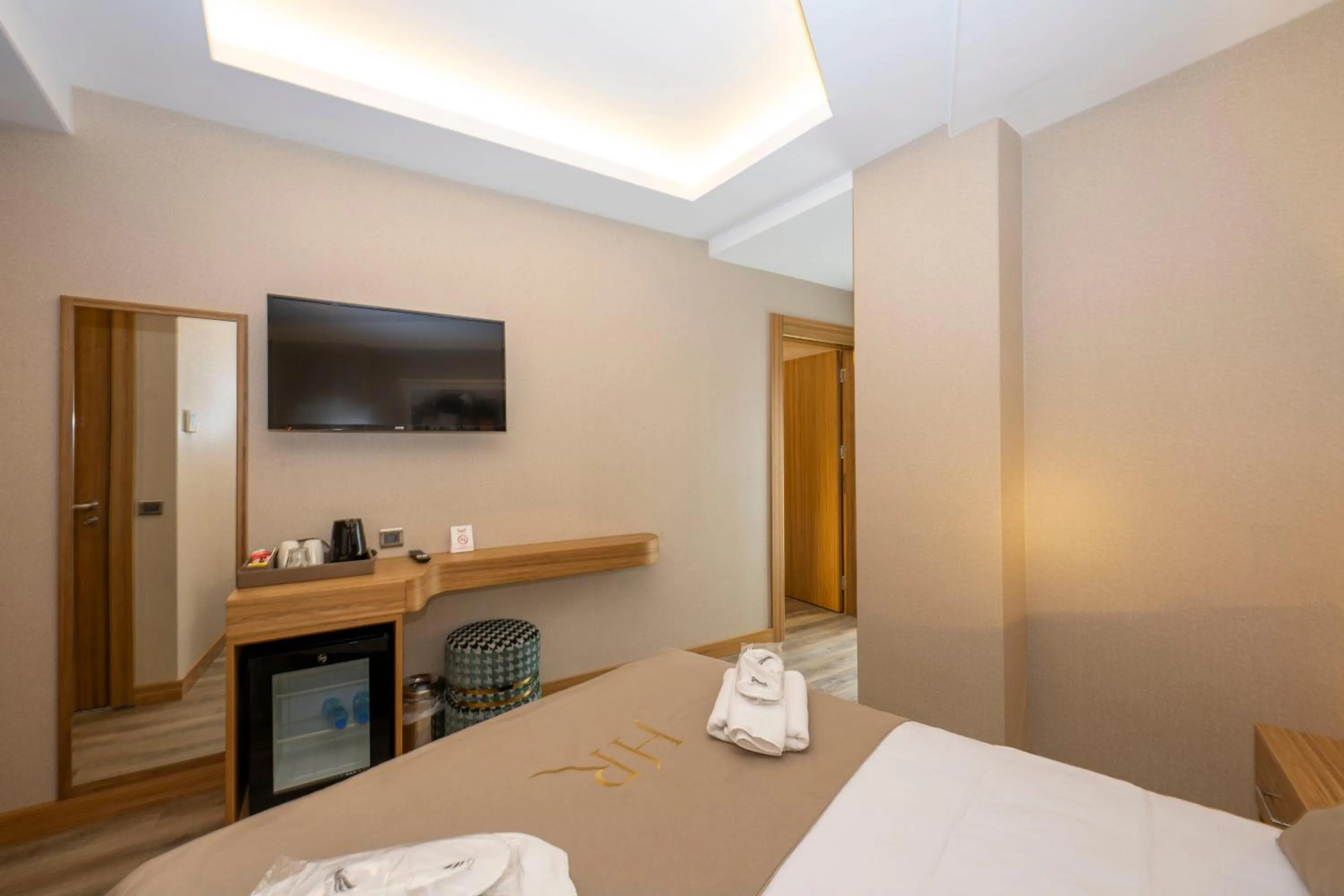 Photo of the whole room, Bed in Hotel Ravi