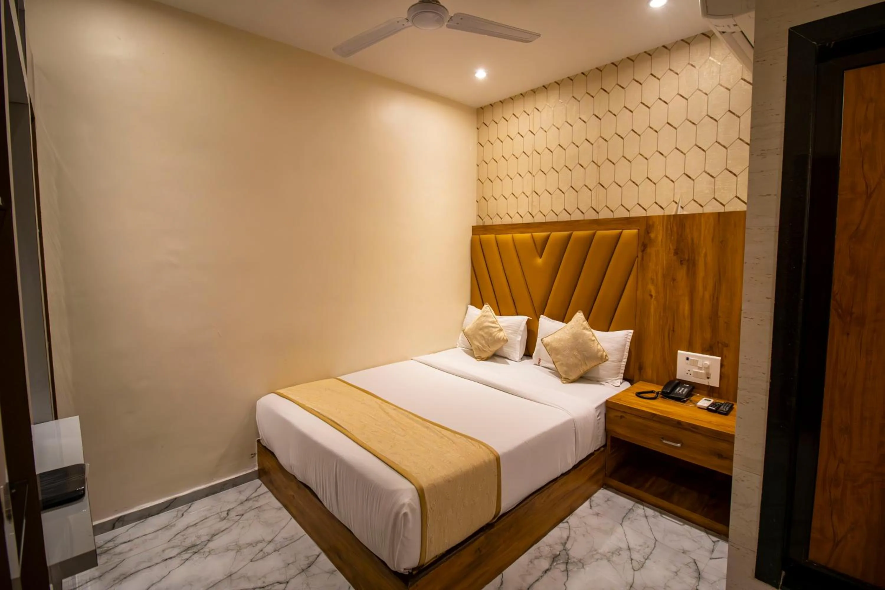 Bed in Hotel BKC Prime Near Trade Centre US Embassy, Mumbai