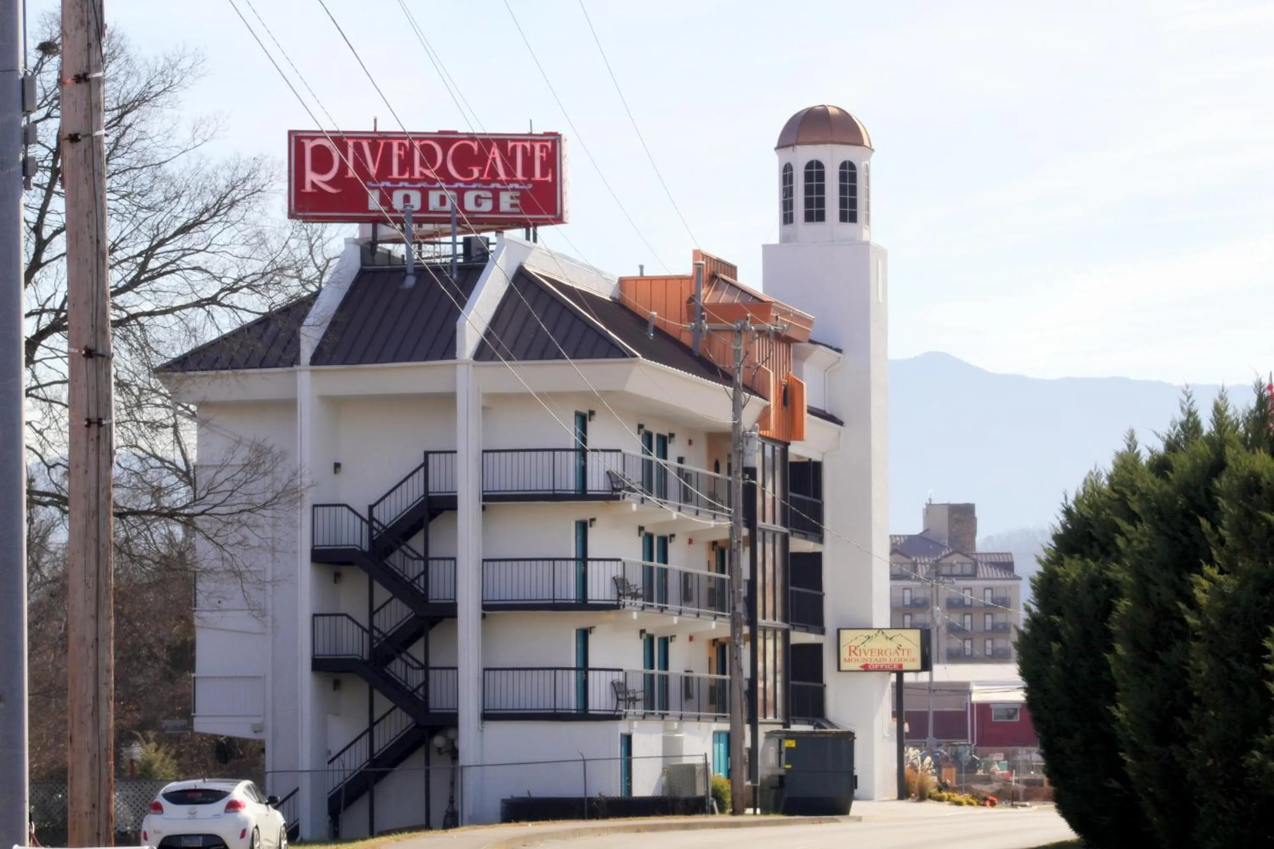 Property building in Rivergate Mountain Lodge